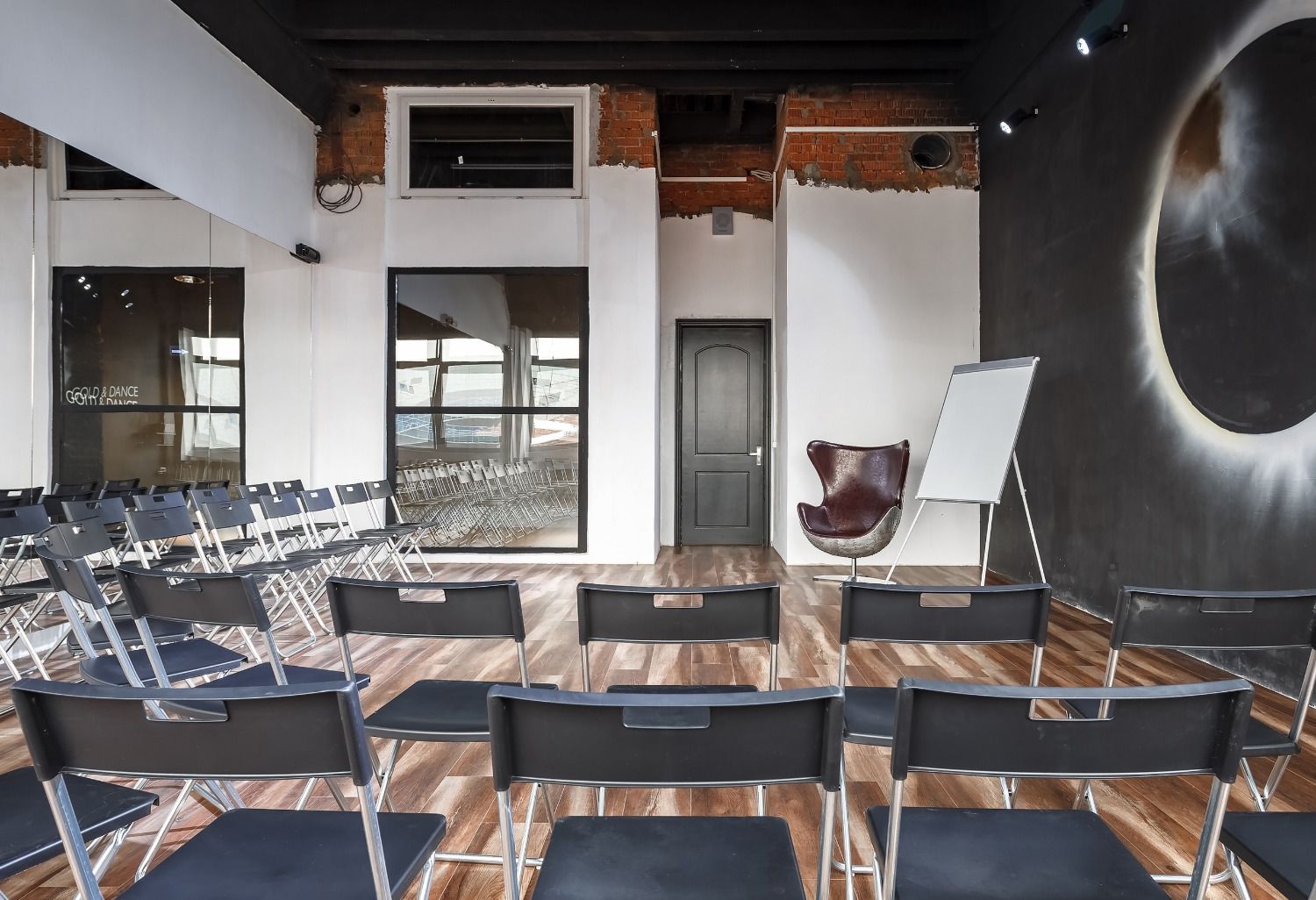 Лофт «Блэкаут (GoldandDance)» – фото №4