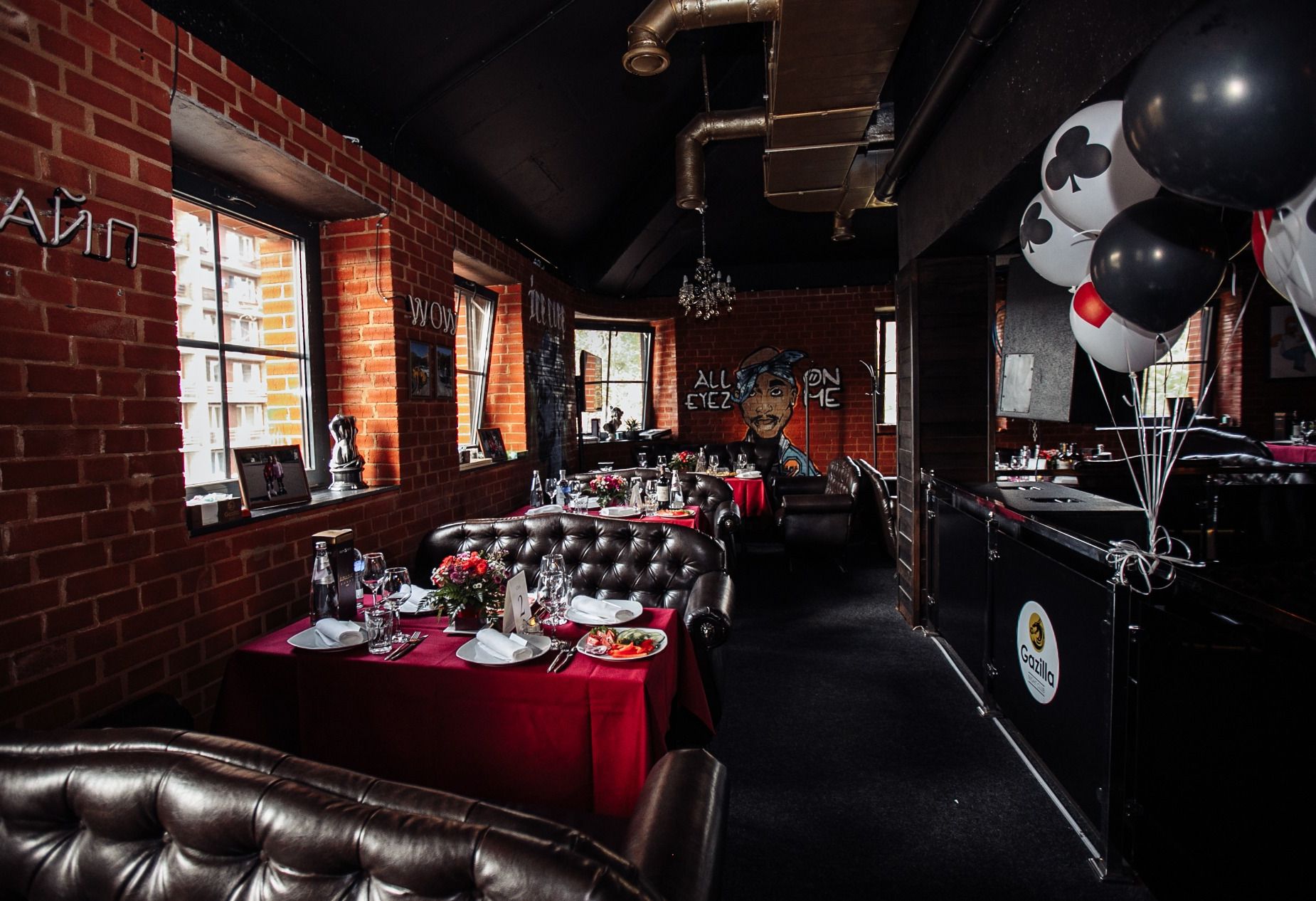 Ресторан, банкетный зал «Gazilla Lounge» – фото №3