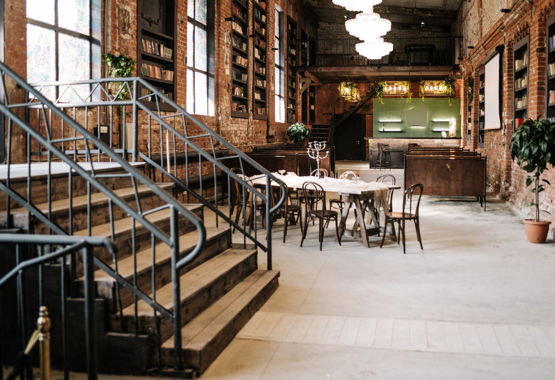 Лофт «AG Loft - BIBLIOTEKA» – фото №4