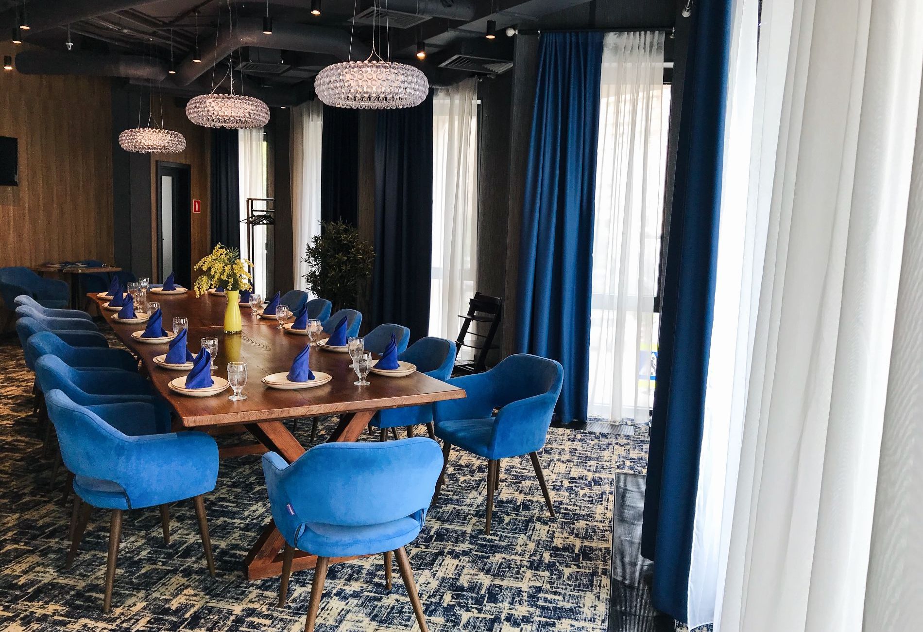 Ресторан, банкетный зал «АндерСон Resort Loft» – фото №2
