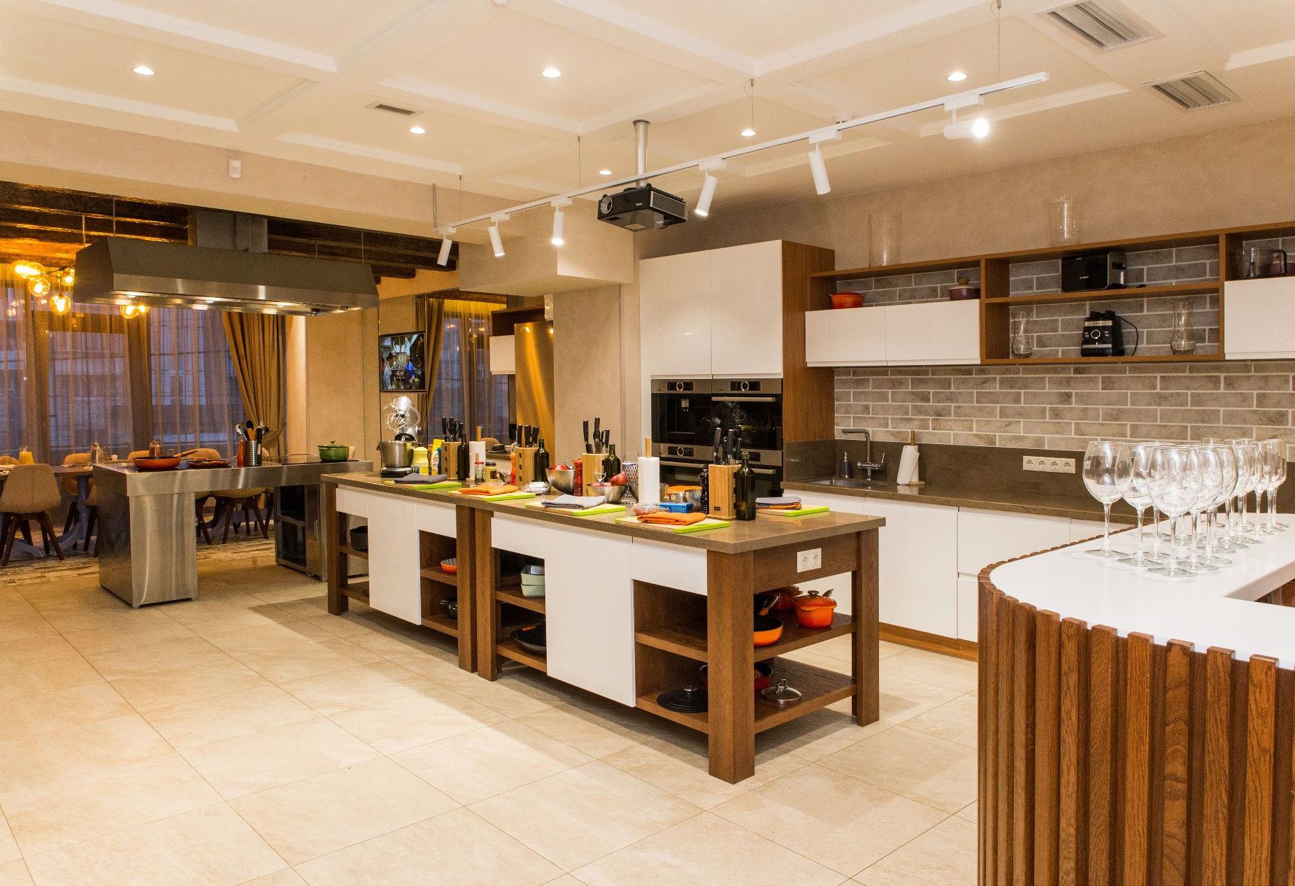 Ресторан, банкетный зал «Вкусотеррия на 1905 года (студия № 3)» – фото №4