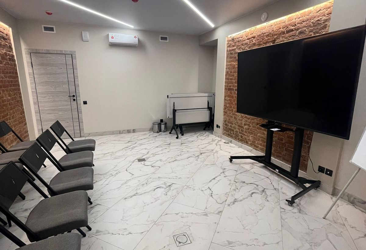 Конференц-зал «Аренда конференц-залов в Санкт-Петербурге Статский Советник Медиум» – фото №3