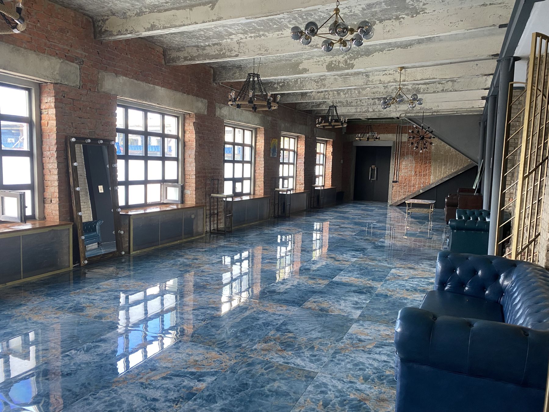 Особняк «KUTUZOV LOFT (Loft Street)» – фото №5