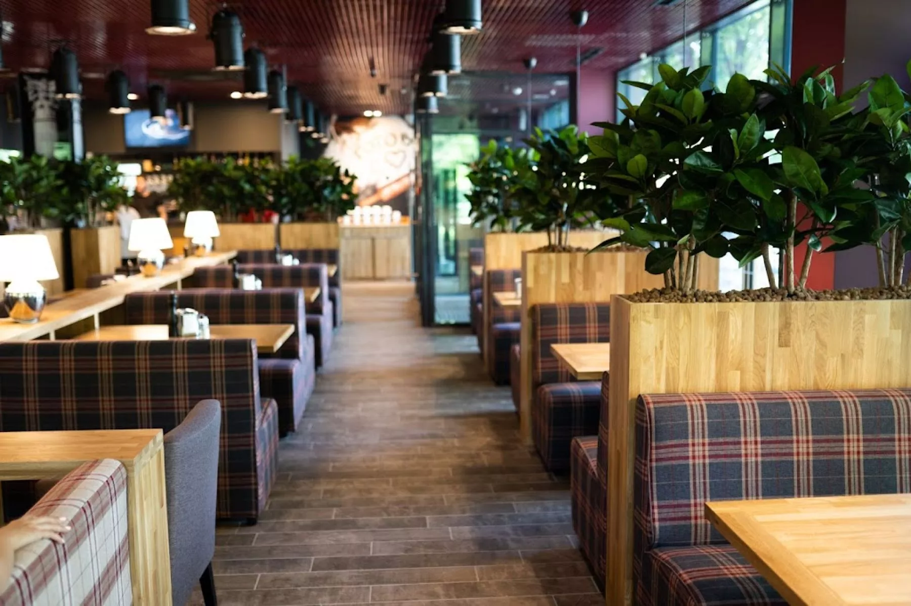Ресторан, банкетный зал «Аренда зала в ресторане «Перчини Grill & Wine»» – фото №2