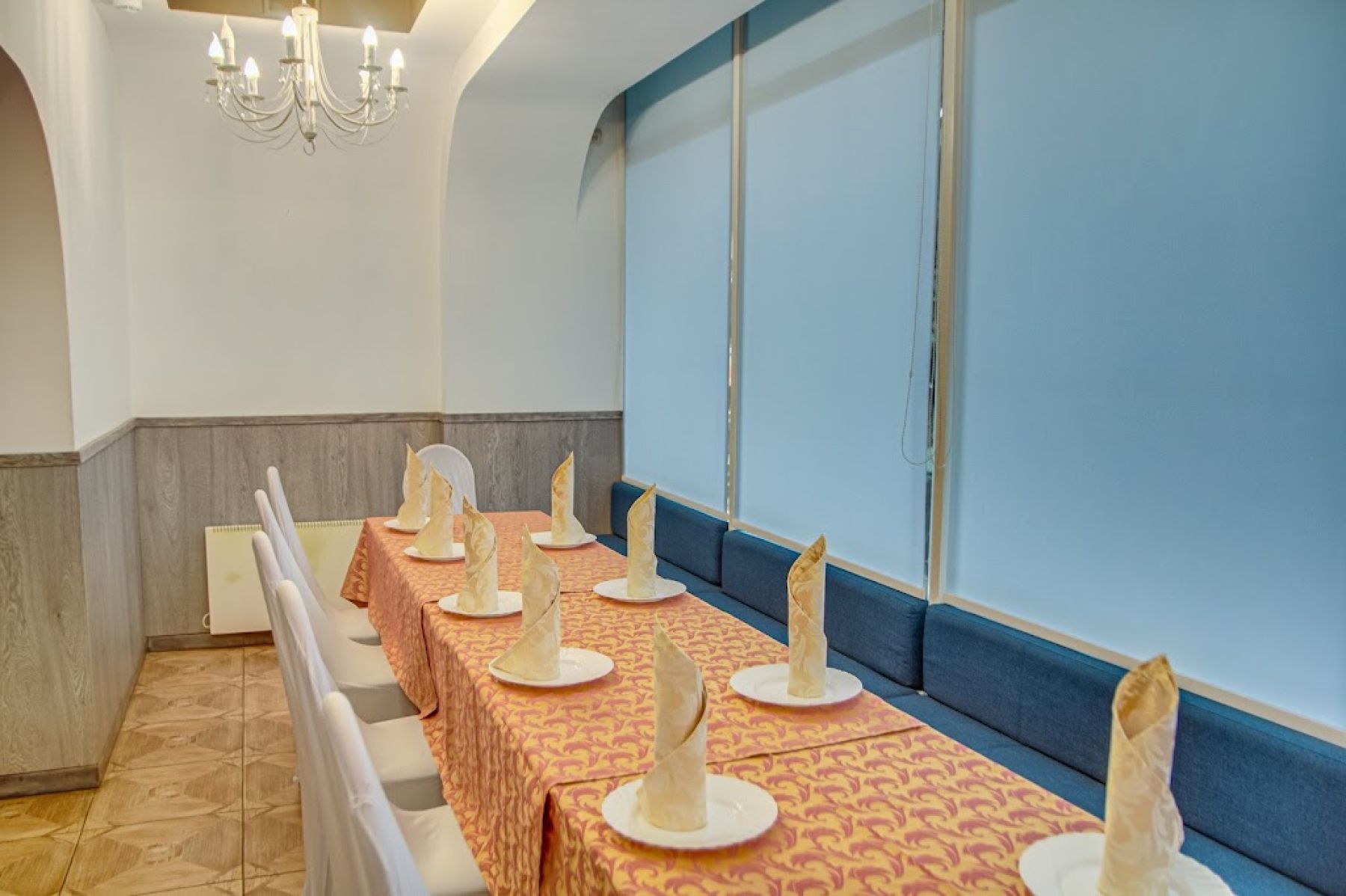 Ресторан, банкетный зал «Аренда зала в кафе «Клевер»» – фото №2