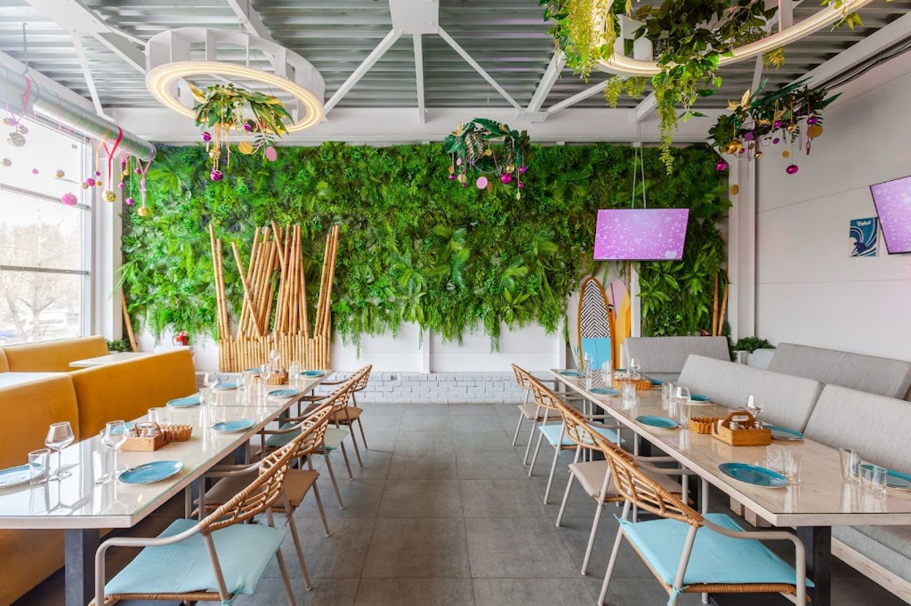 Ресторан, банкетный зал «Аренда зала в музыкальном ресторане «Route Grill & bar»» – фото №5