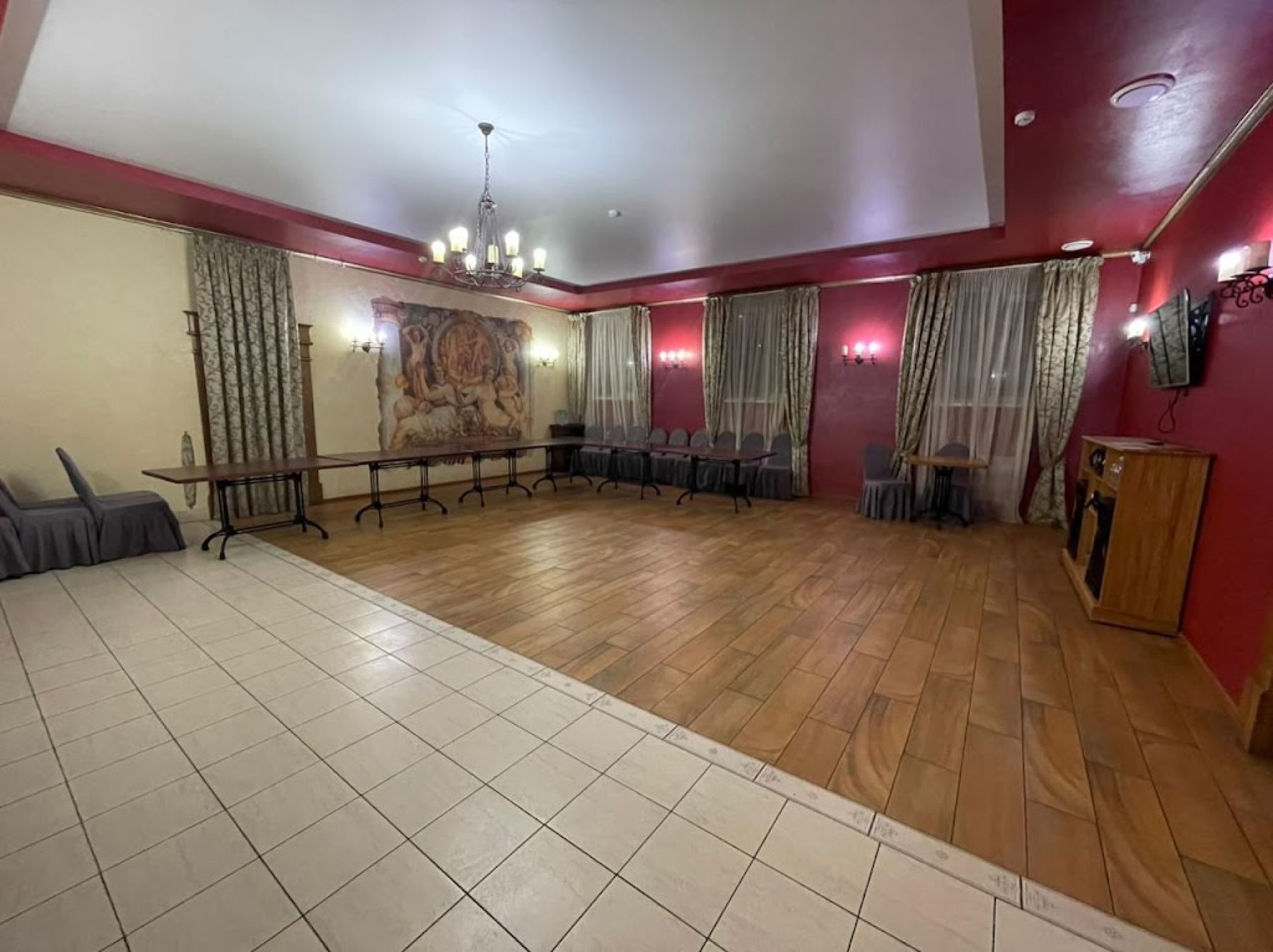 Ресторан, банкетный зал «Аренда ресторана - банкетного зала Батоно в Челябинске» – фото №2