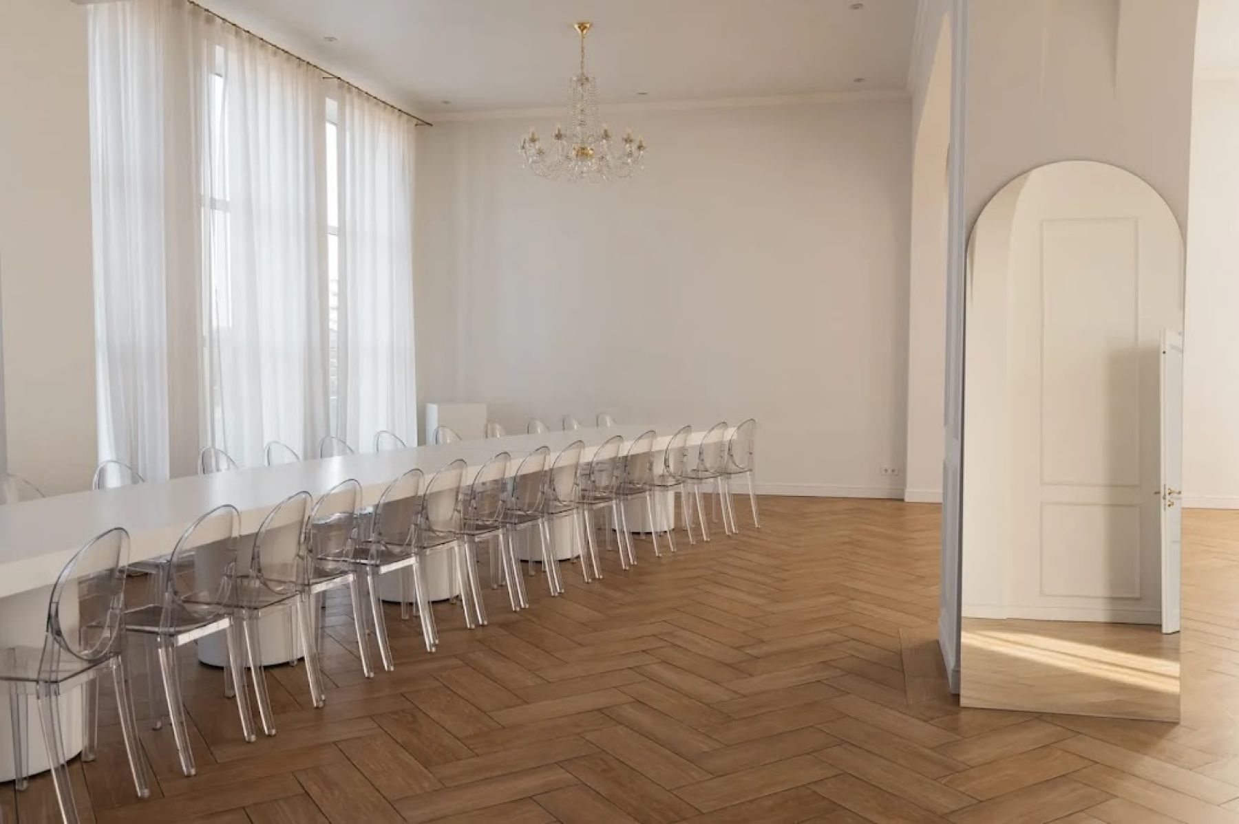 Ресторан, банкетный зал «Аренда банкетного зала Amore House в Челябинске» – фото №2