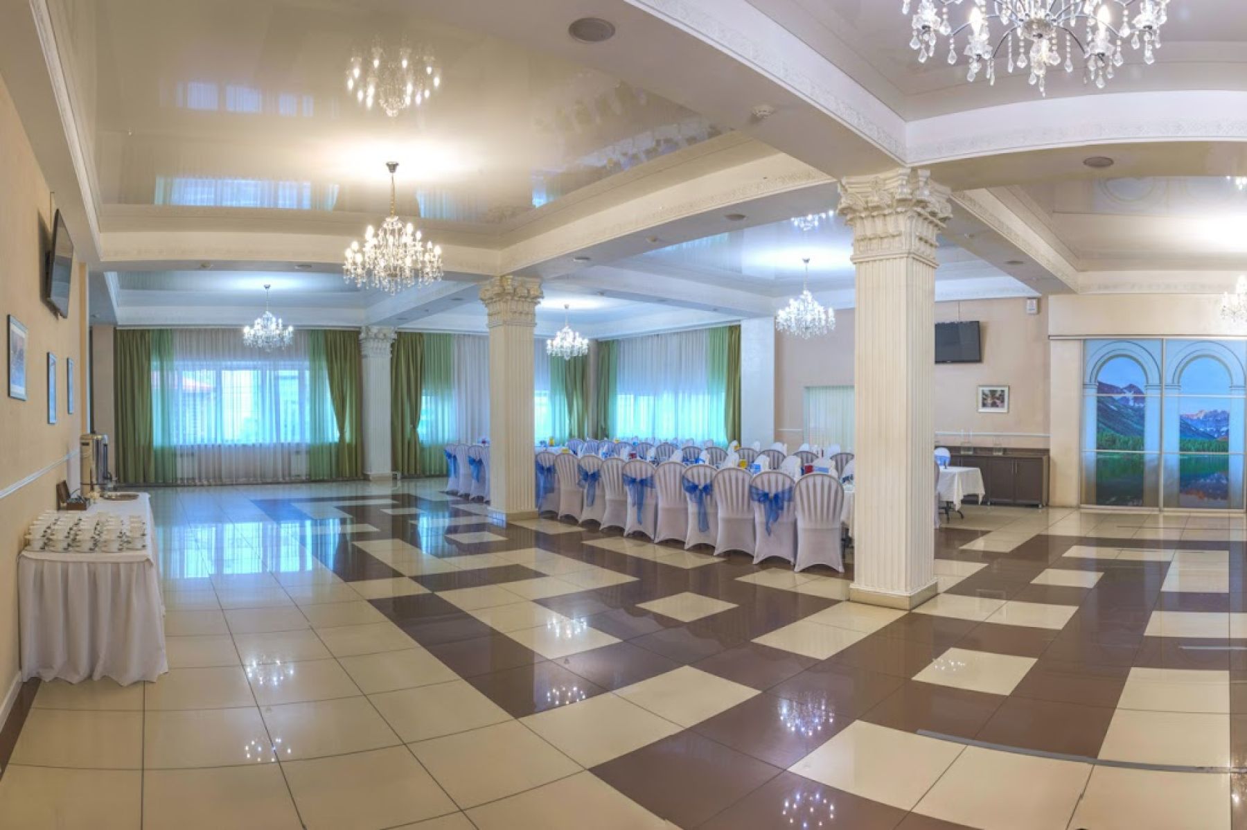 Ресторан, банкетный зал «Аренда банкетного зала «Ионесси»» – фото №2