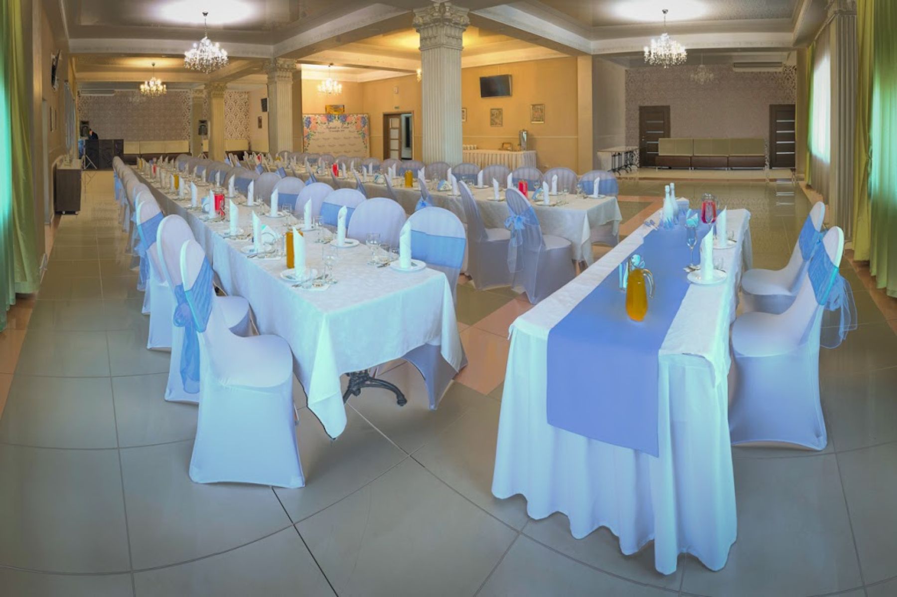 Ресторан, банкетный зал «Аренда банкетного зала «Ионесси»» – фото №3