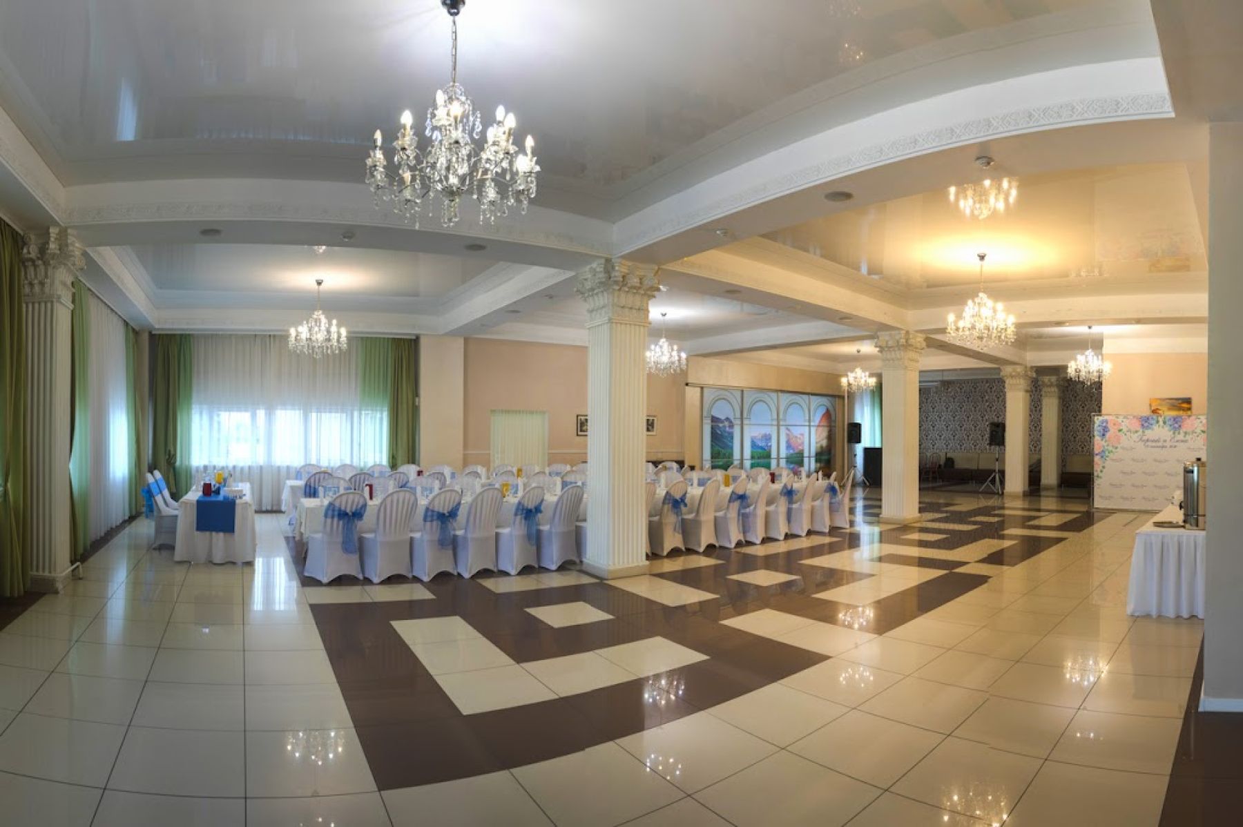 Ресторан, банкетный зал «Аренда банкетного зала «Ионесси»» – фото №4