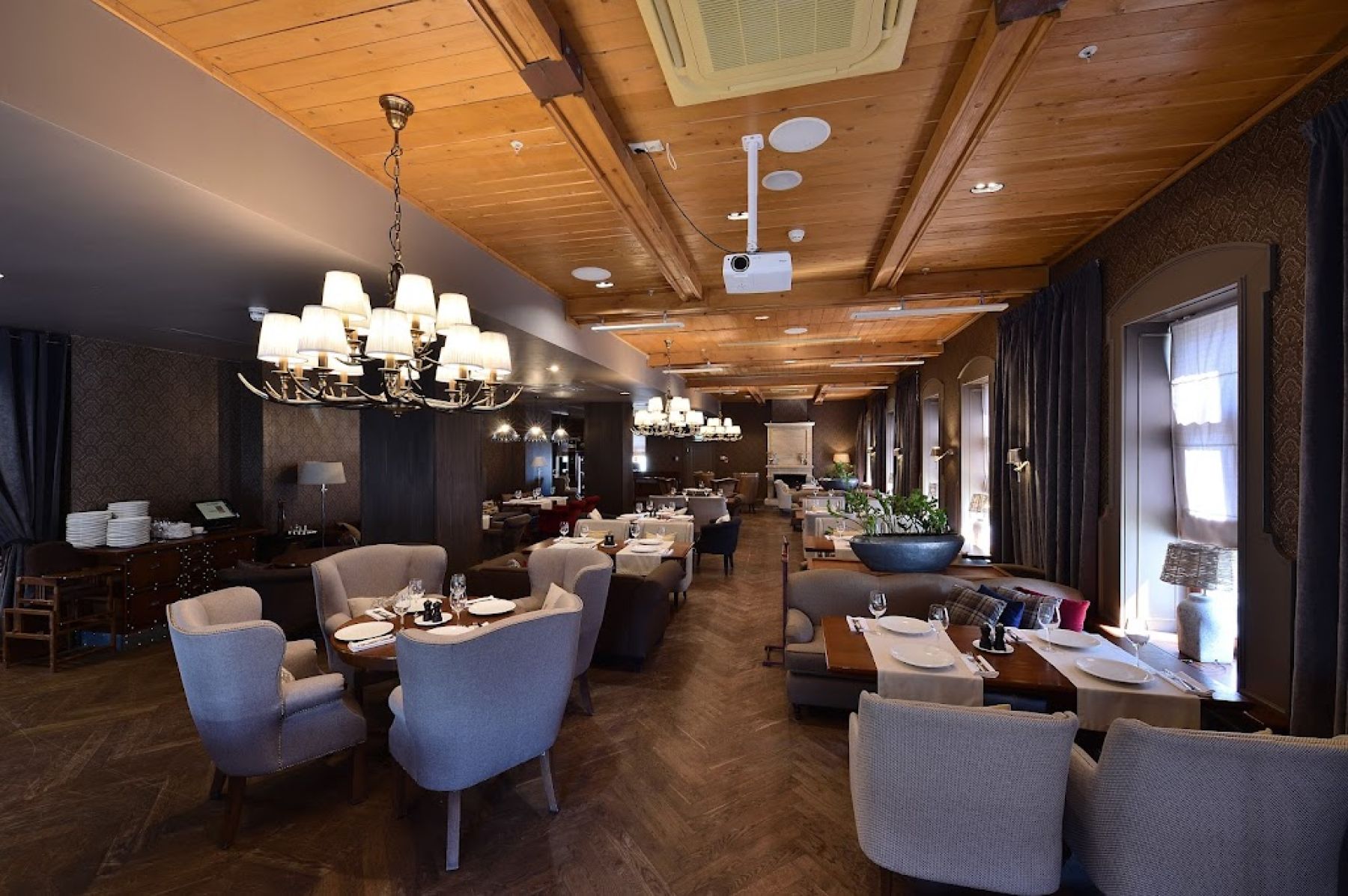 Ресторан, банкетный зал «Аренда зала в ресторане «Rossinsky», Уфа» – фото №5