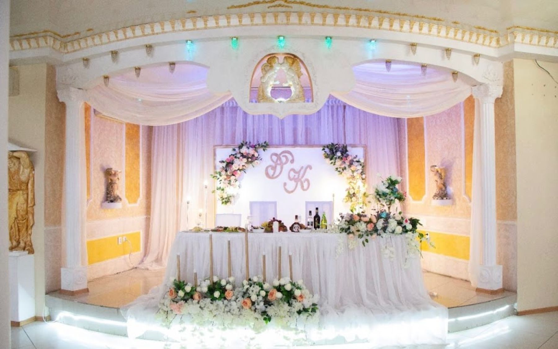 Ресторан, банкетный зал «Аренда банкетного зала «Афина» в Уфе» – фото №2