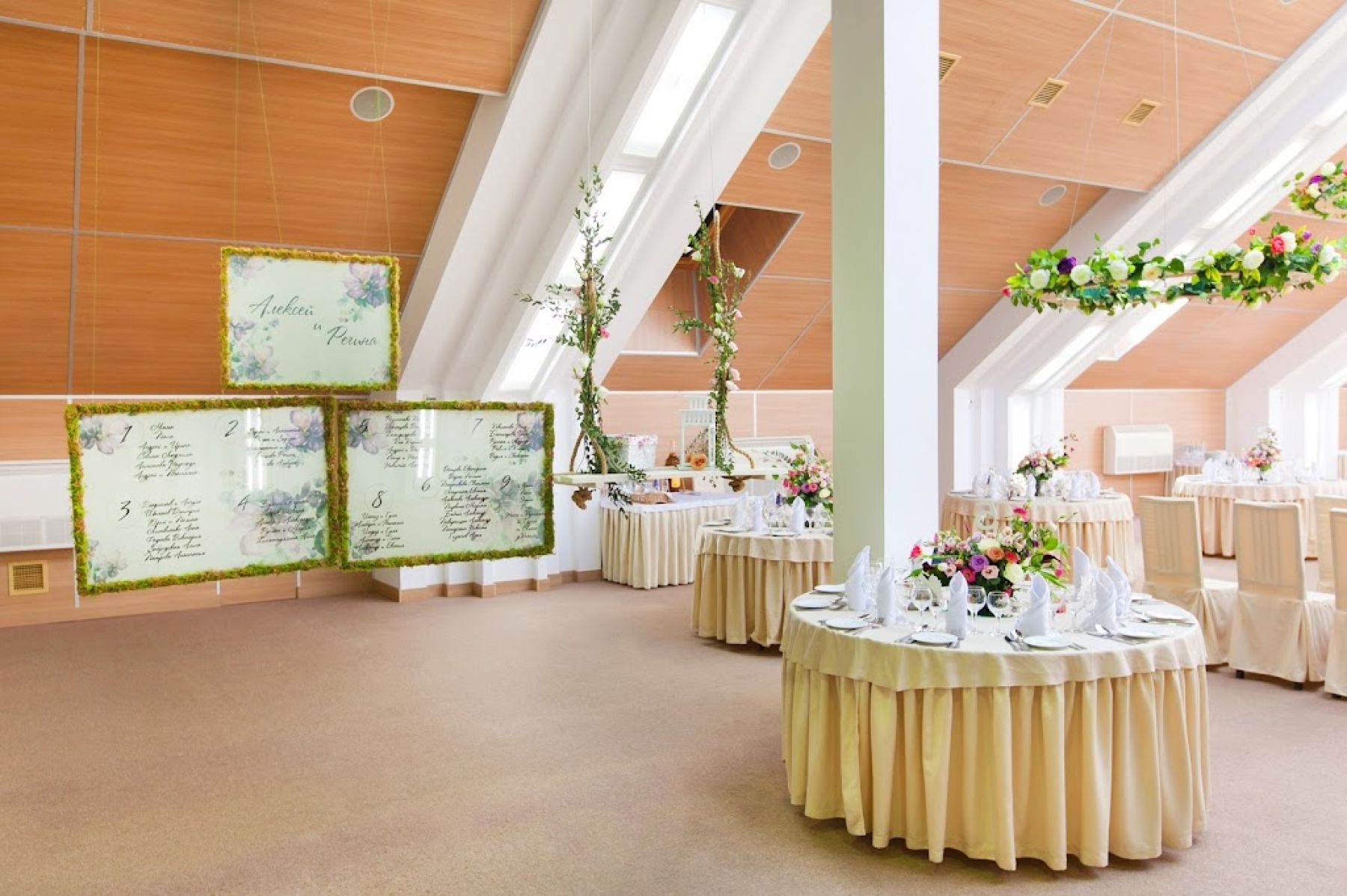 Ресторан, банкетный зал «Аренда банкетного зала в ресторане «ПРЕМЬЕР», Уфа» – фото №4