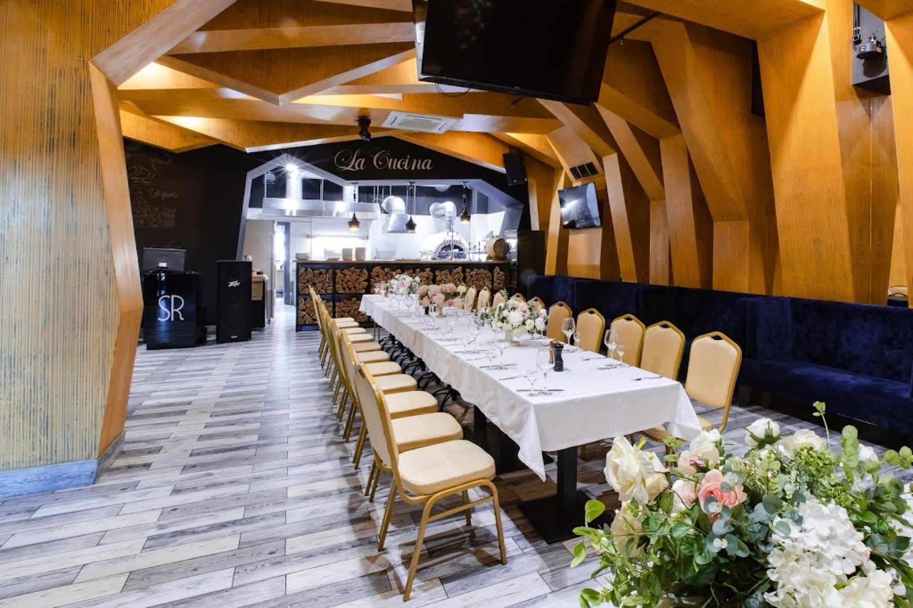 Ресторан, банкетный зал «Аренда зала в ресторане «Мацони&Sanremo» в Уфе» – фото №5