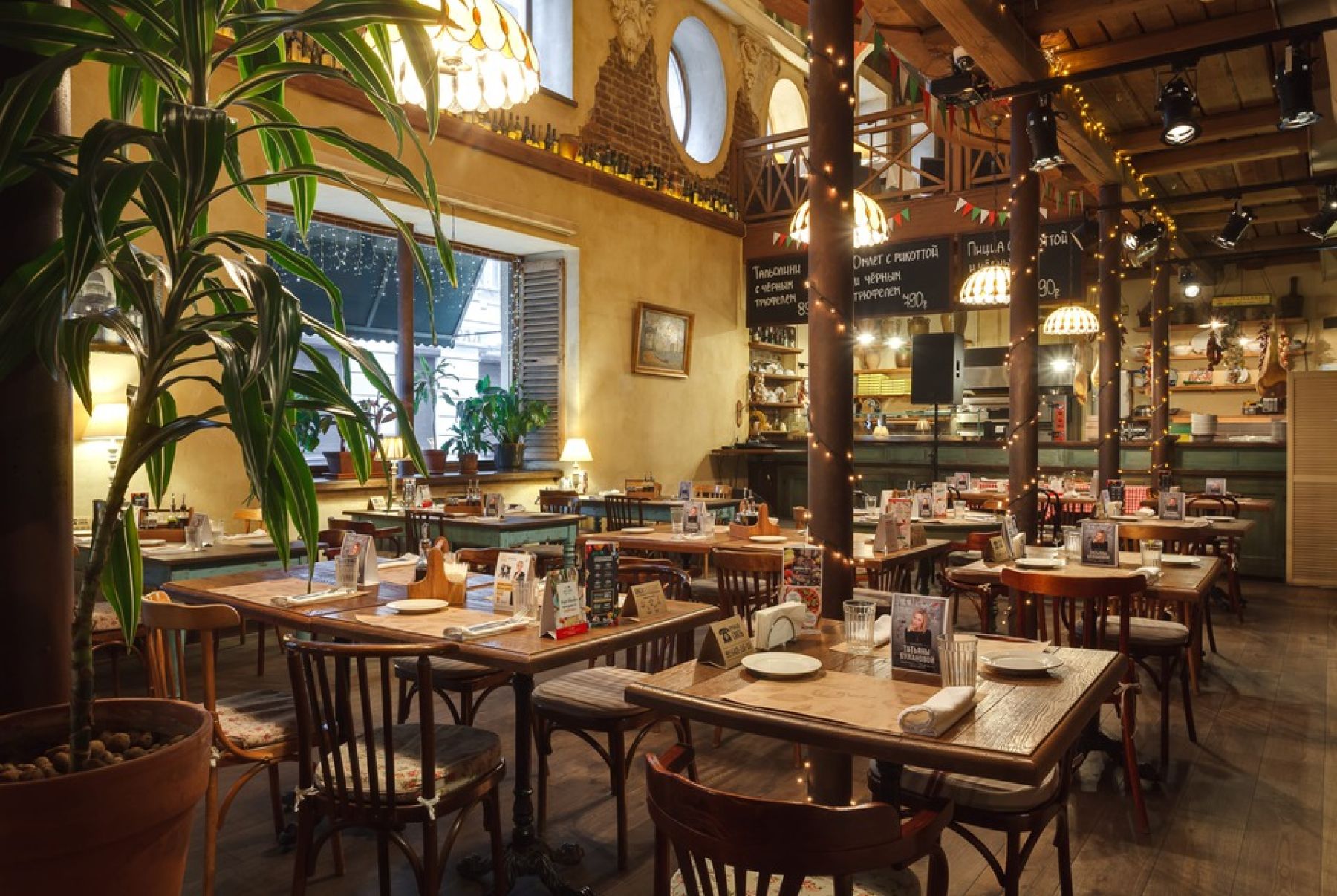 Ресторан, банкетный зал «Аренда ресторана Capuletti в Санкт-Петербурге» – фото №3