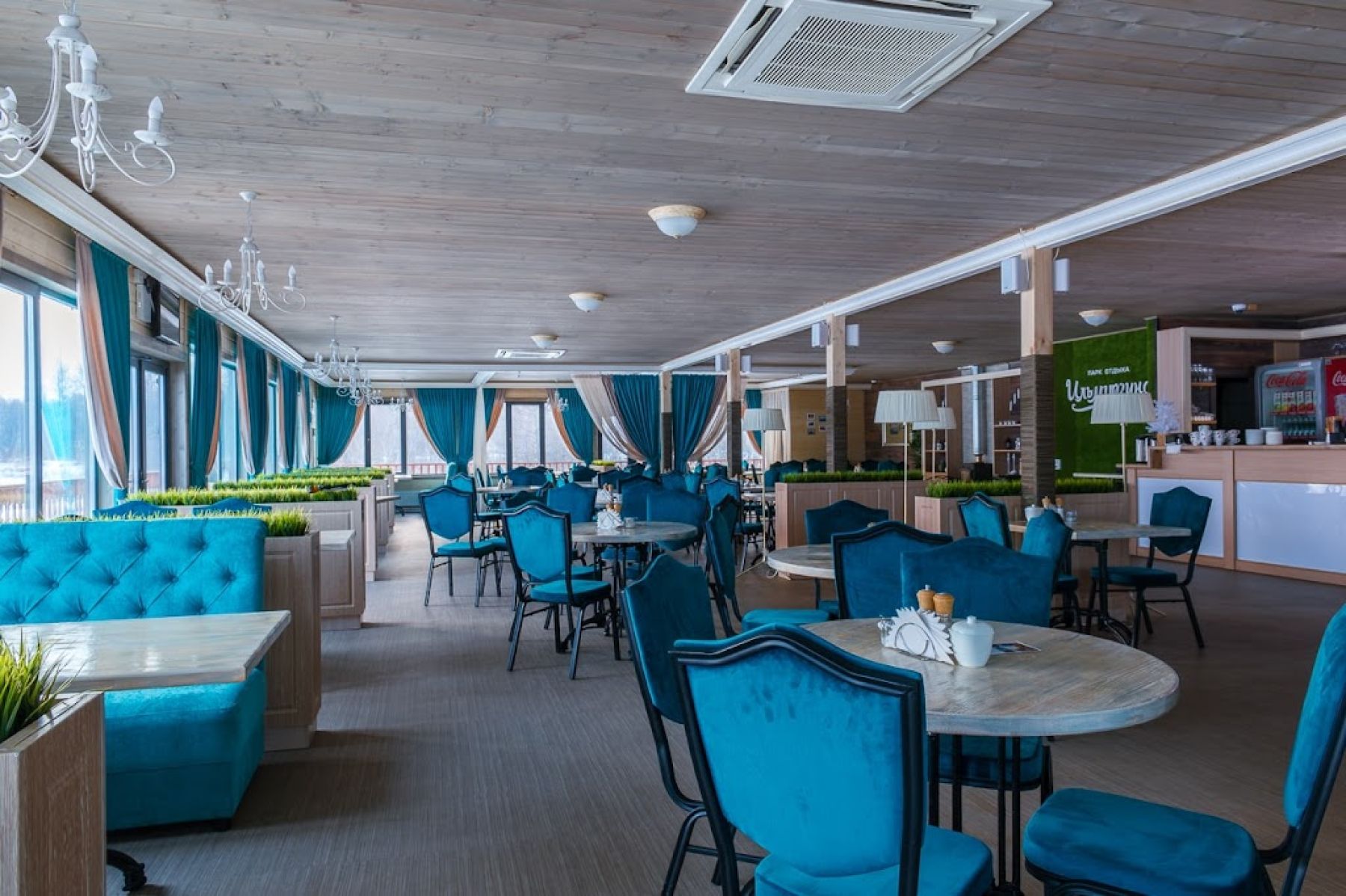 Ресторан, банкетный зал «Аренда зала в ресторане «Жульен» в парке отдыха Ильмурзино, Уфа» – фото №5