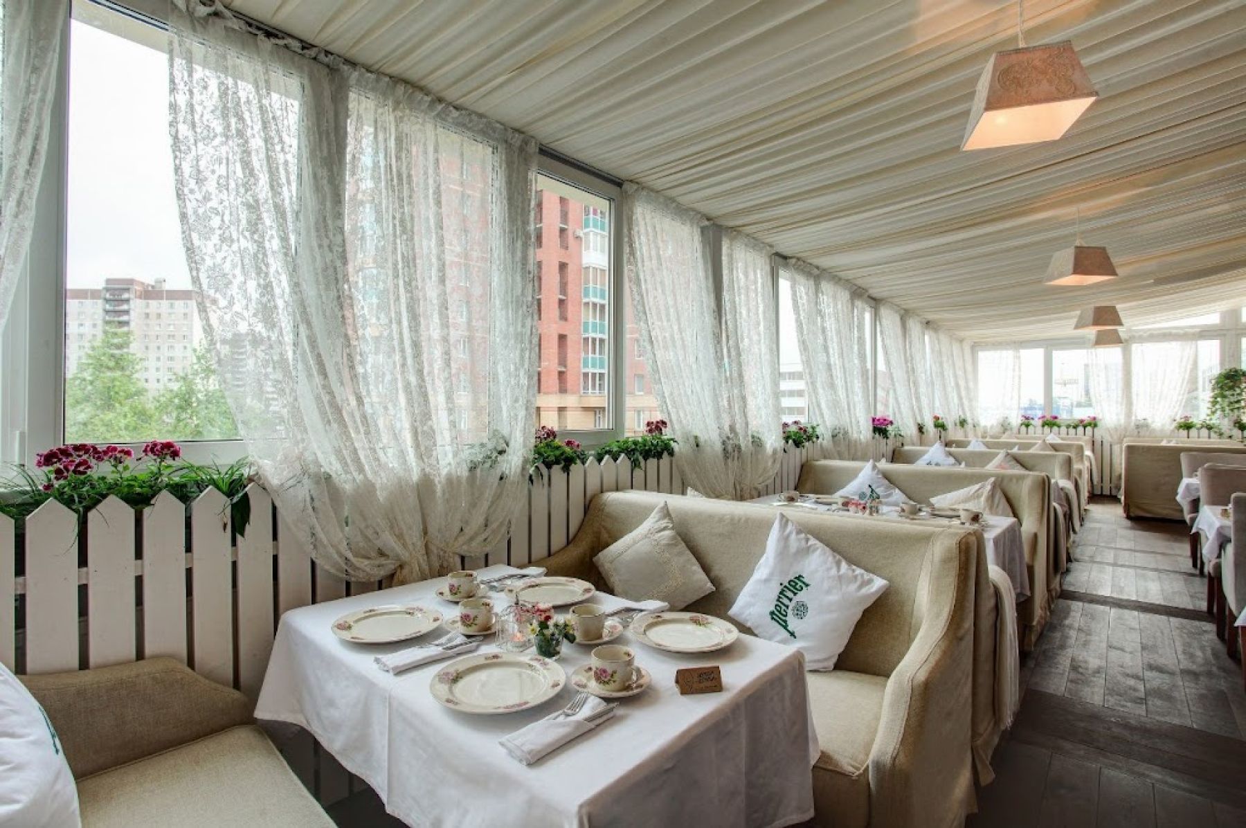 Ресторан, банкетный зал «Аренда ресторана Плюшкин в Санкт - Петербурге» – фото №2