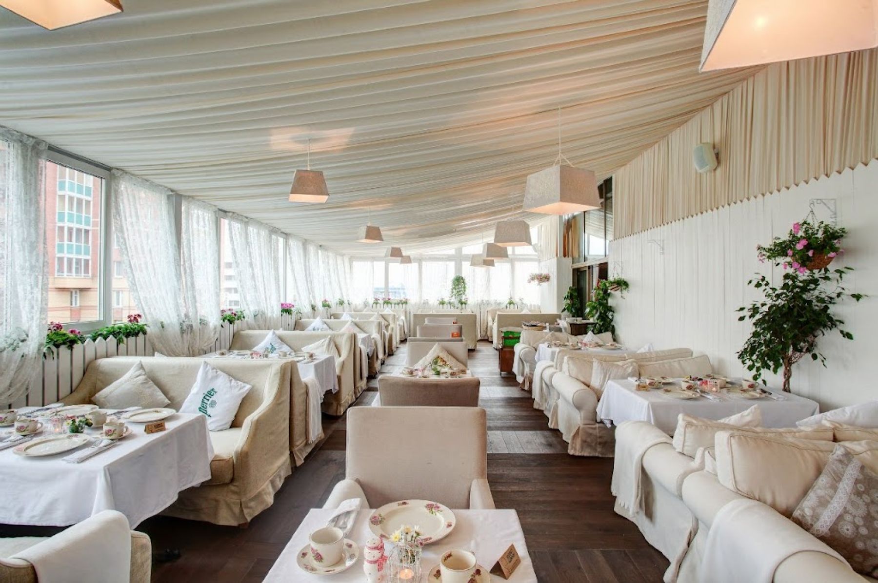 Ресторан, банкетный зал «Аренда ресторана Плюшкин в Санкт - Петербурге» – фото №4