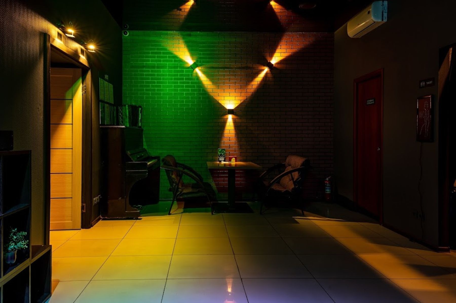 Ресторан, банкетный зал «Аренда зала в караоке «Запой», Пермь» – фото №3