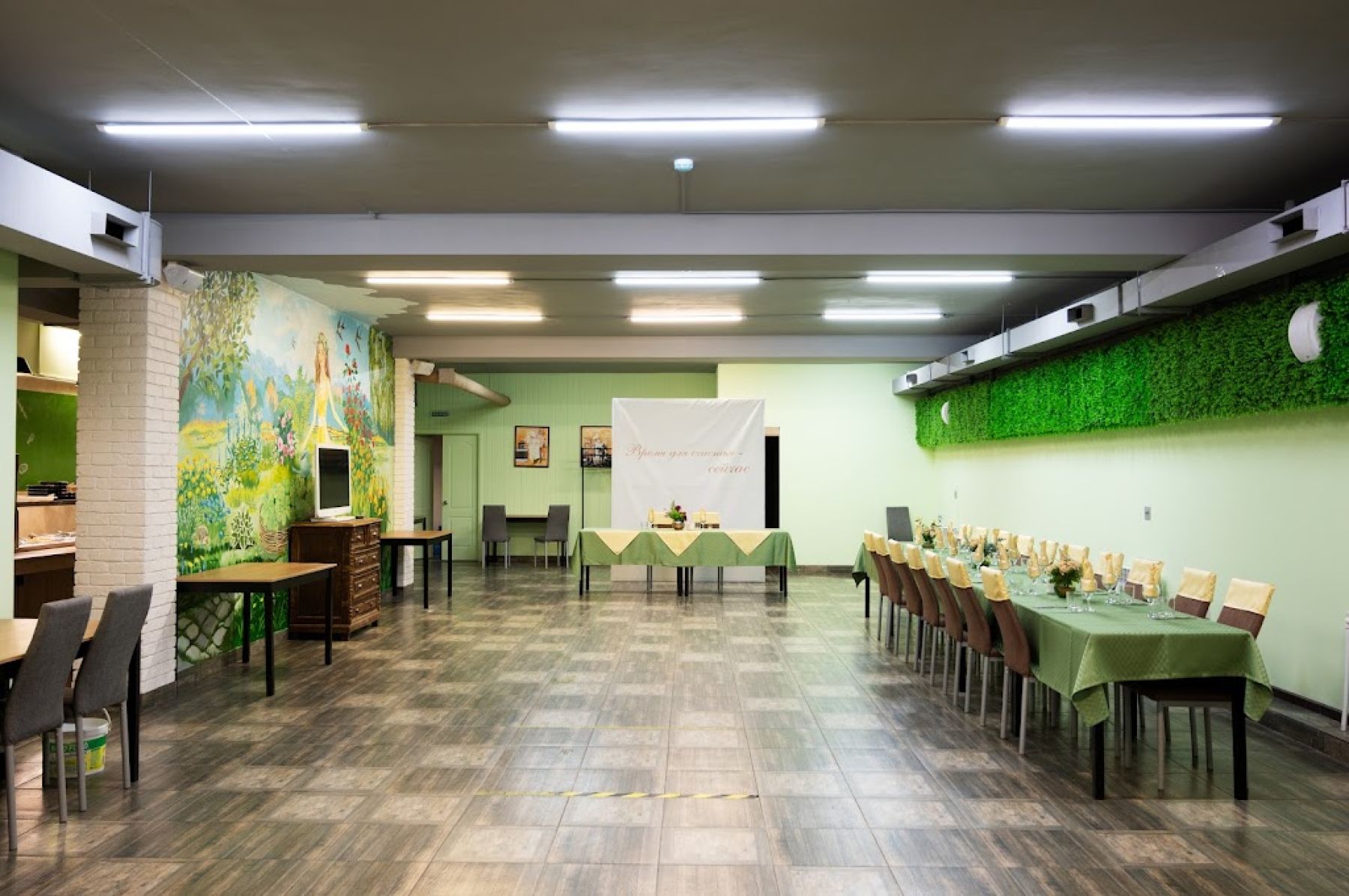 Ресторан, банкетный зал «Аренда банкетного зала «Шпинат», Пермь» – фото №3