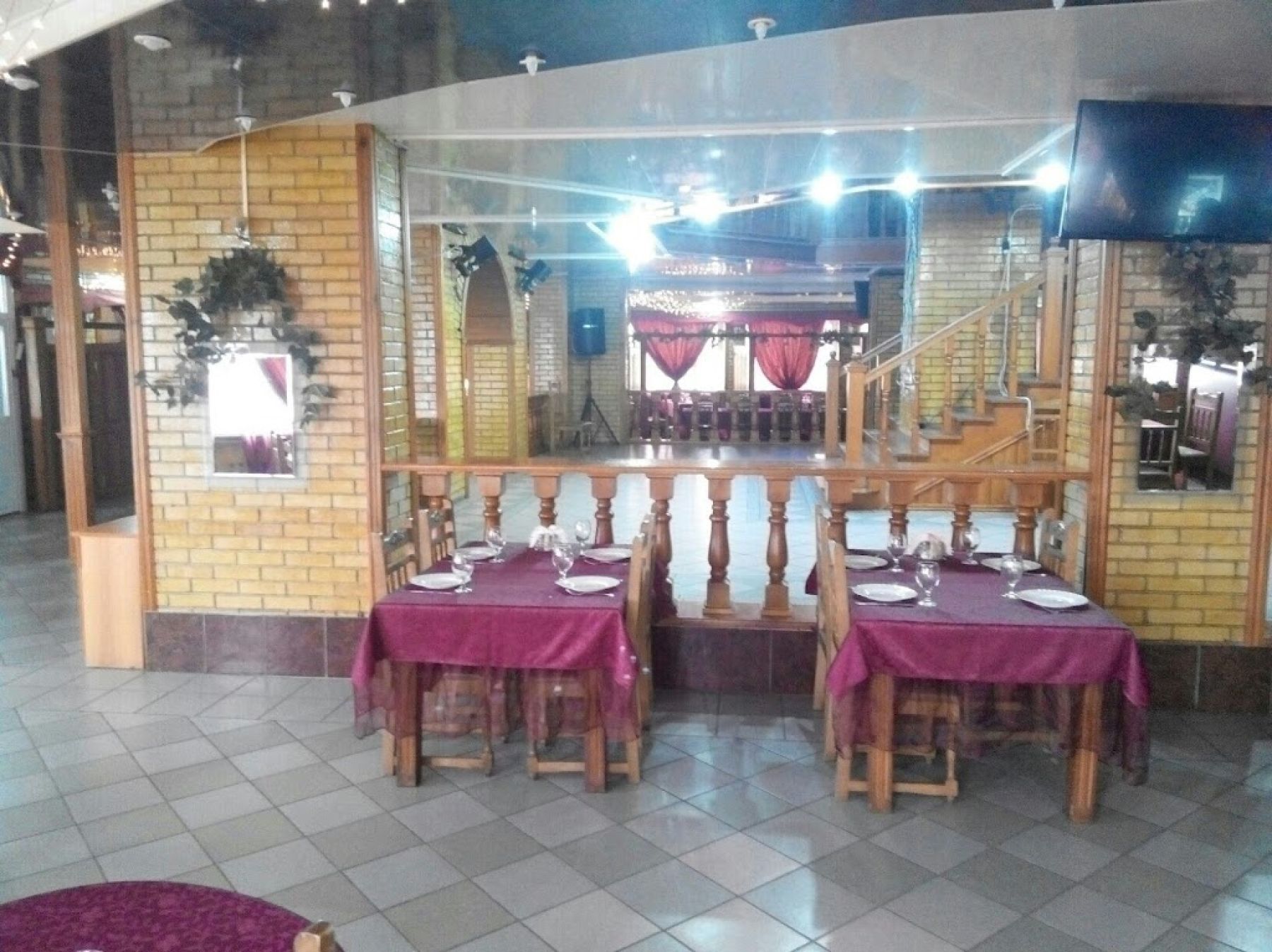 Ресторан, банкетный зал «Аренда зала в ресторане гостиницы «Солнечная Аджария», Пермь» – фото №5