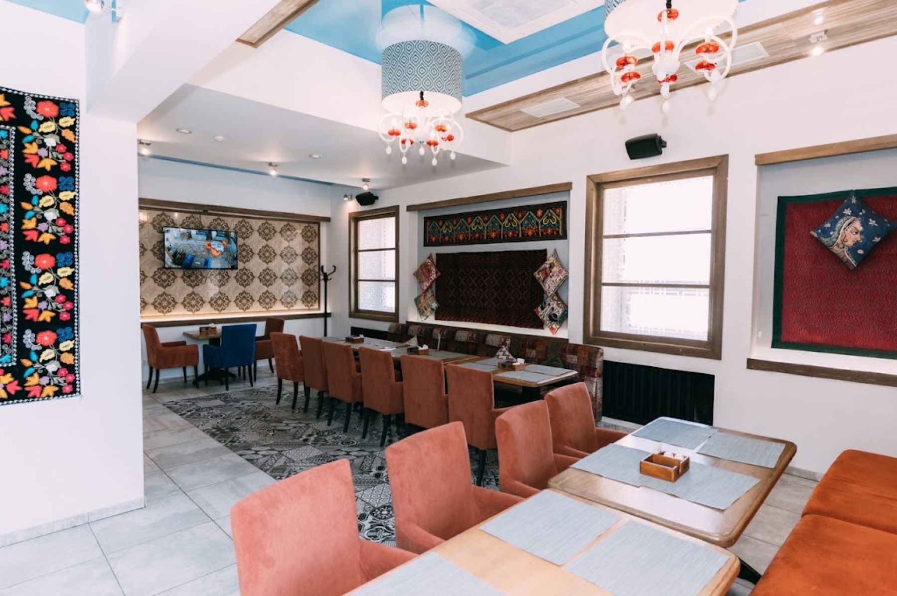 Ресторан, банкетный зал «Аренда зала в кафе «Халва», Пермь» – фото №2