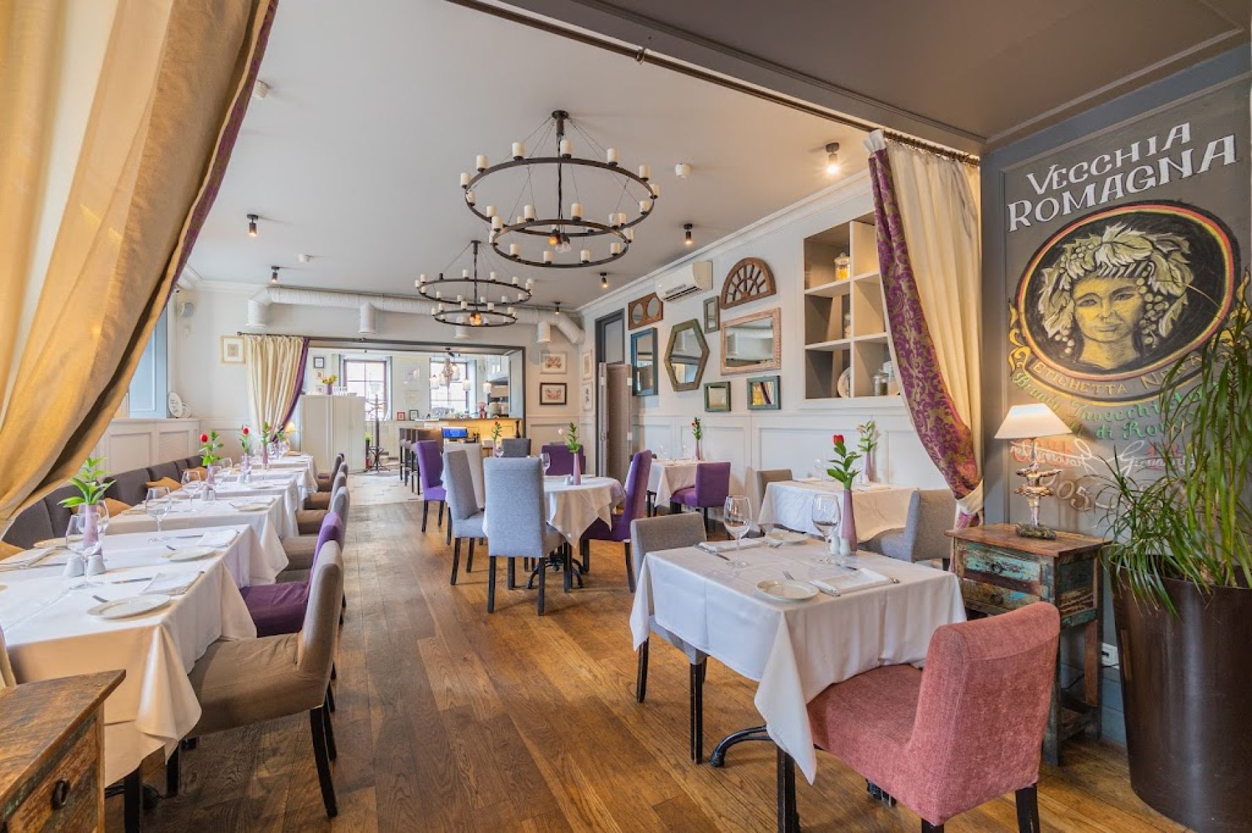 Ресторан, банкетный зал «Аренда ресторана Romeo’s в Санкт - Петербурге» – фото №2