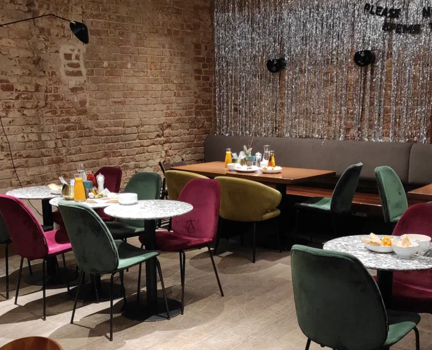 Ресторан, банкетный зал «Аренда зала в кафе-баре «Настроение», Уфа» – фото №4