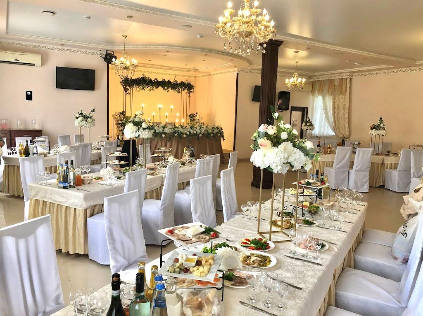 Ресторан, банкетный зал «Аренда зала в кафе на территории отдыха «Max», Волгоград» – фото №3