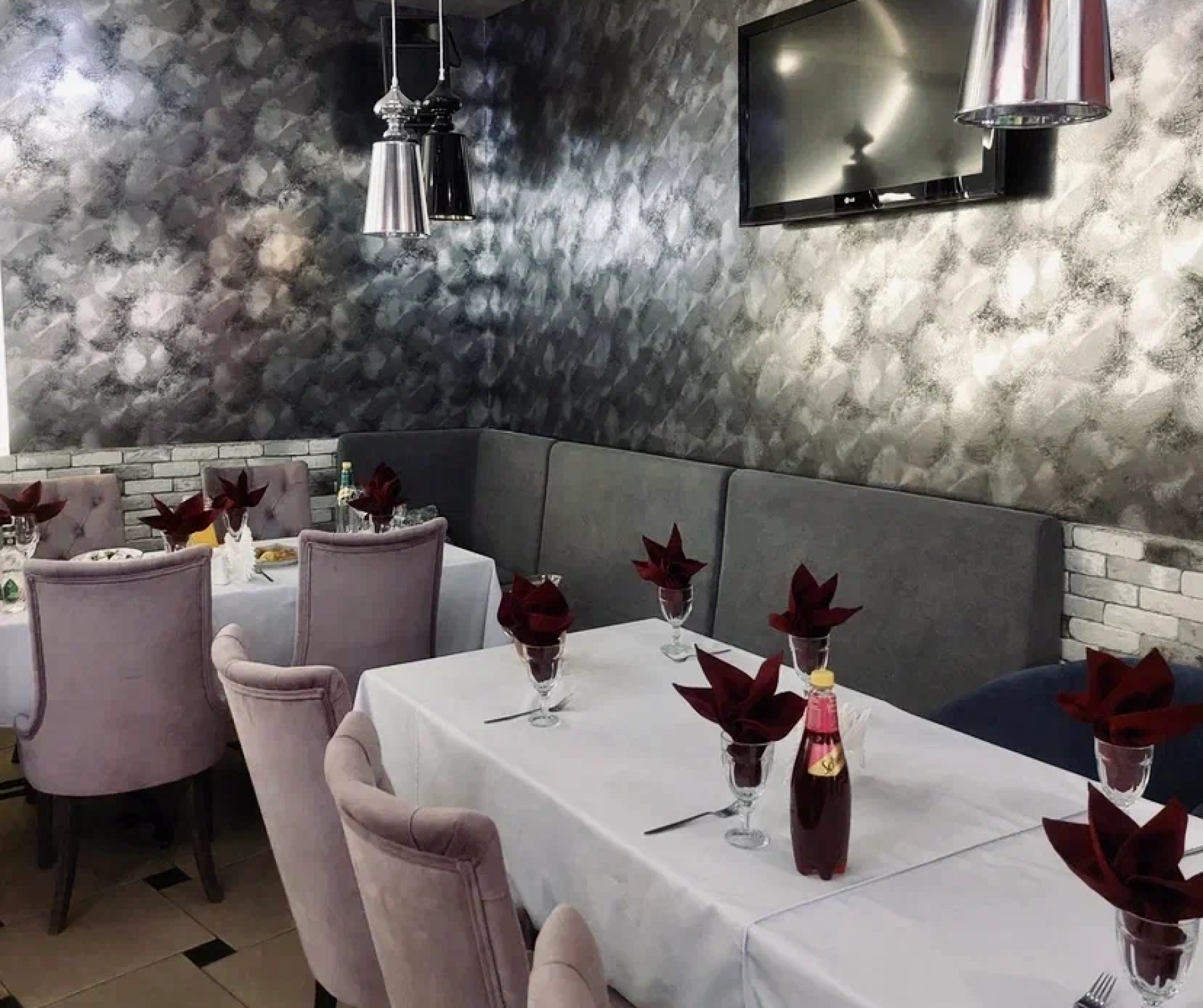 Ресторан, банкетный зал «Аренда зала в кафе «Монро», Волгоград» – фото №3