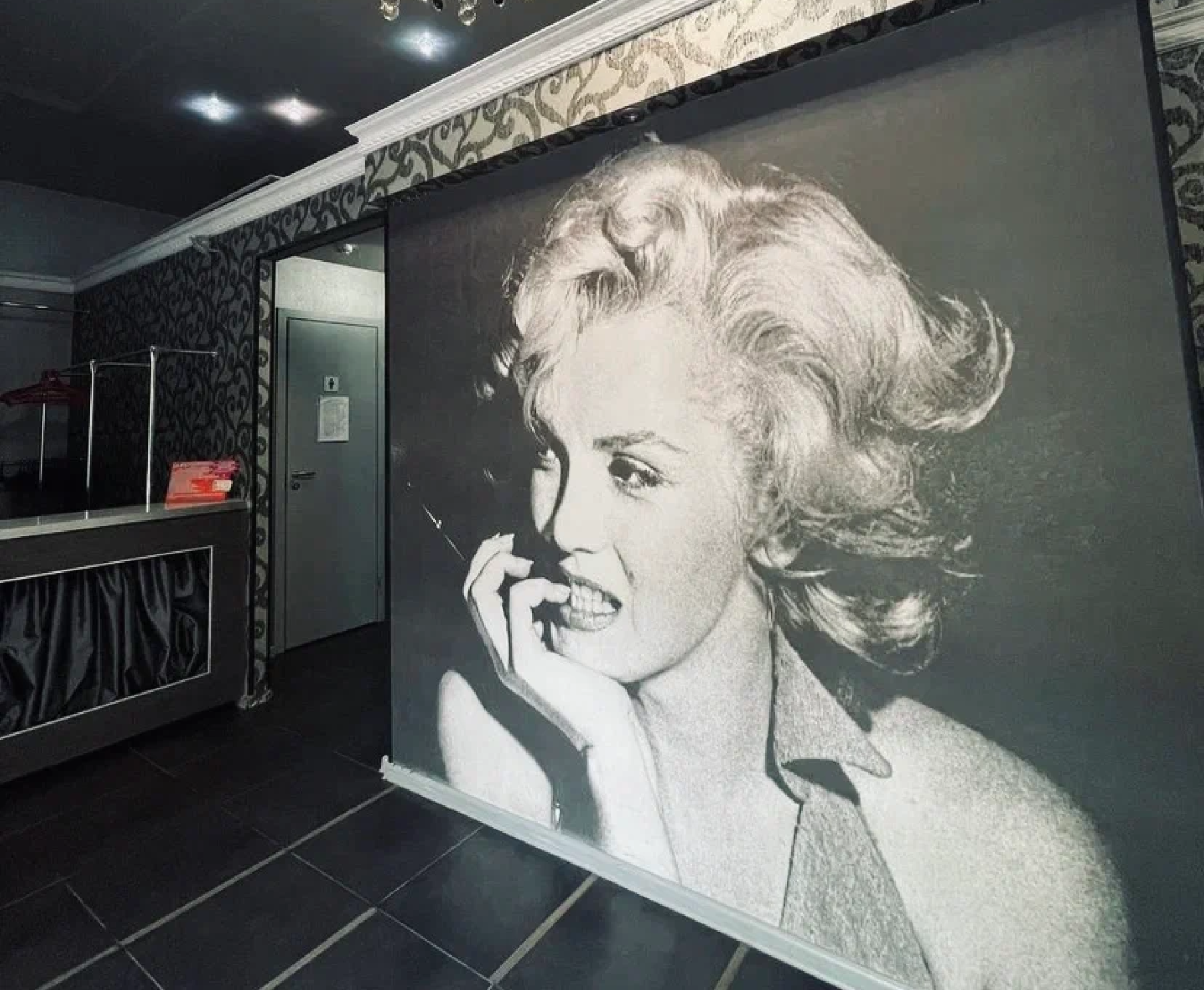 Ресторан, банкетный зал «Аренда зала в кафе «Монро», Волгоград» – фото №2