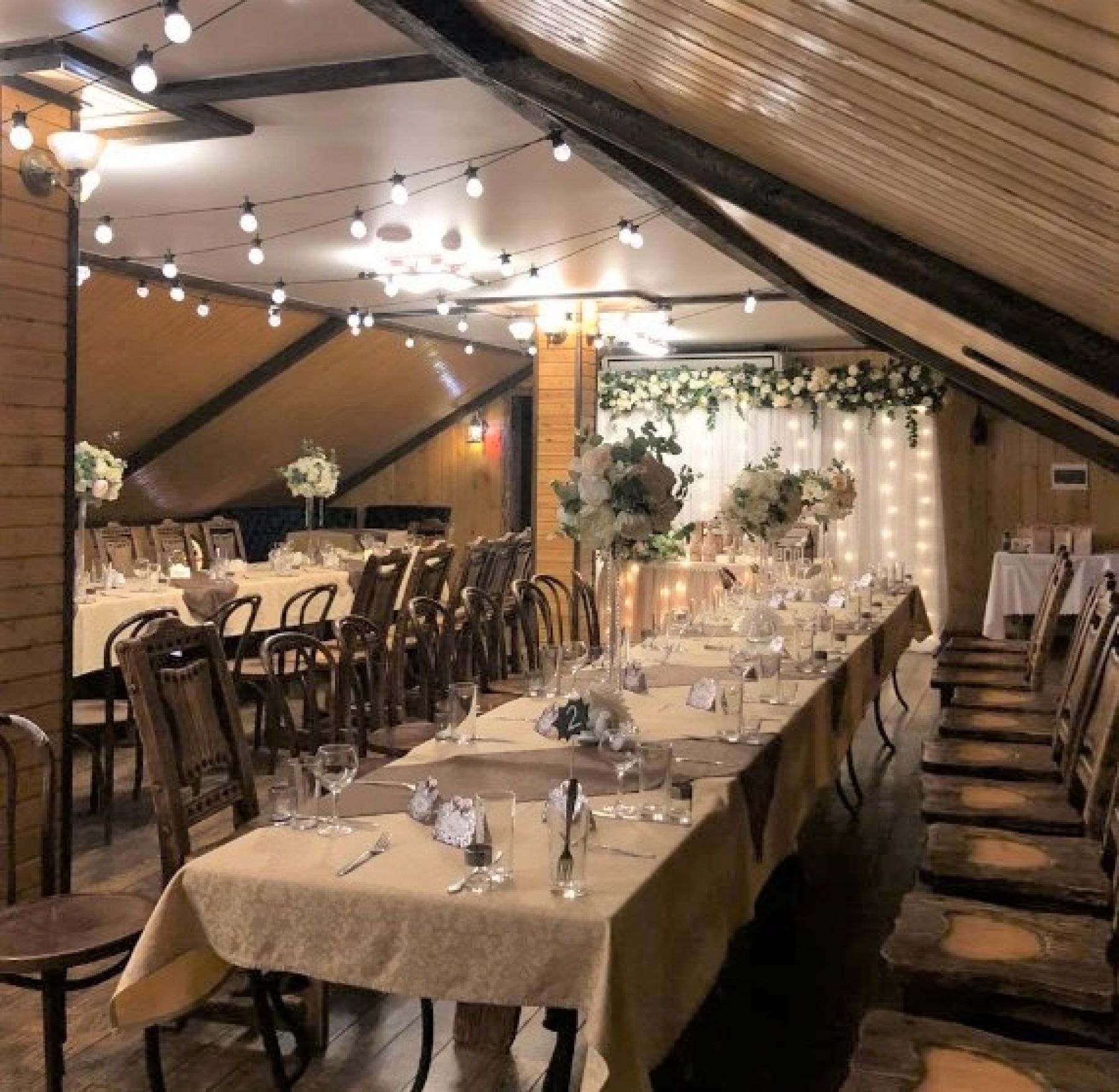 Ресторан, банкетный зал «Аренда зала в ресторане «Генацвале» в Волгограде» – фото №2