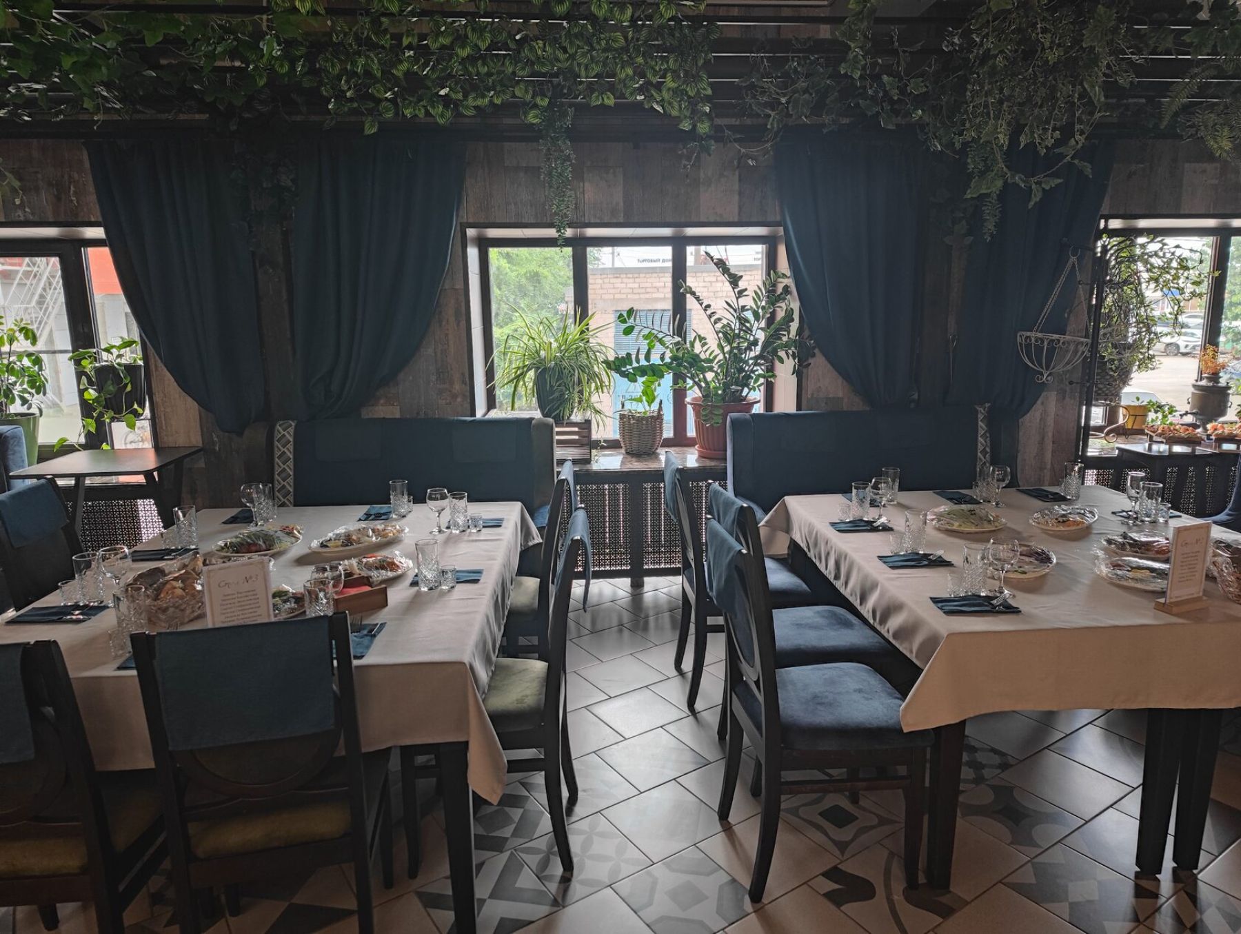 Ресторан, банкетный зал «Аренда зала в кафе «Крутой Замес», Волгоград» – фото №5