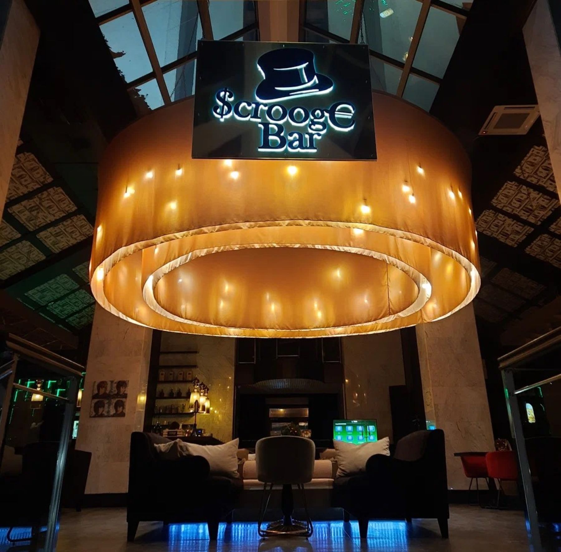 Ресторан, банкетный зал «Аренда зала в лобби-баре «Scrooge», Уфа» – фото №2