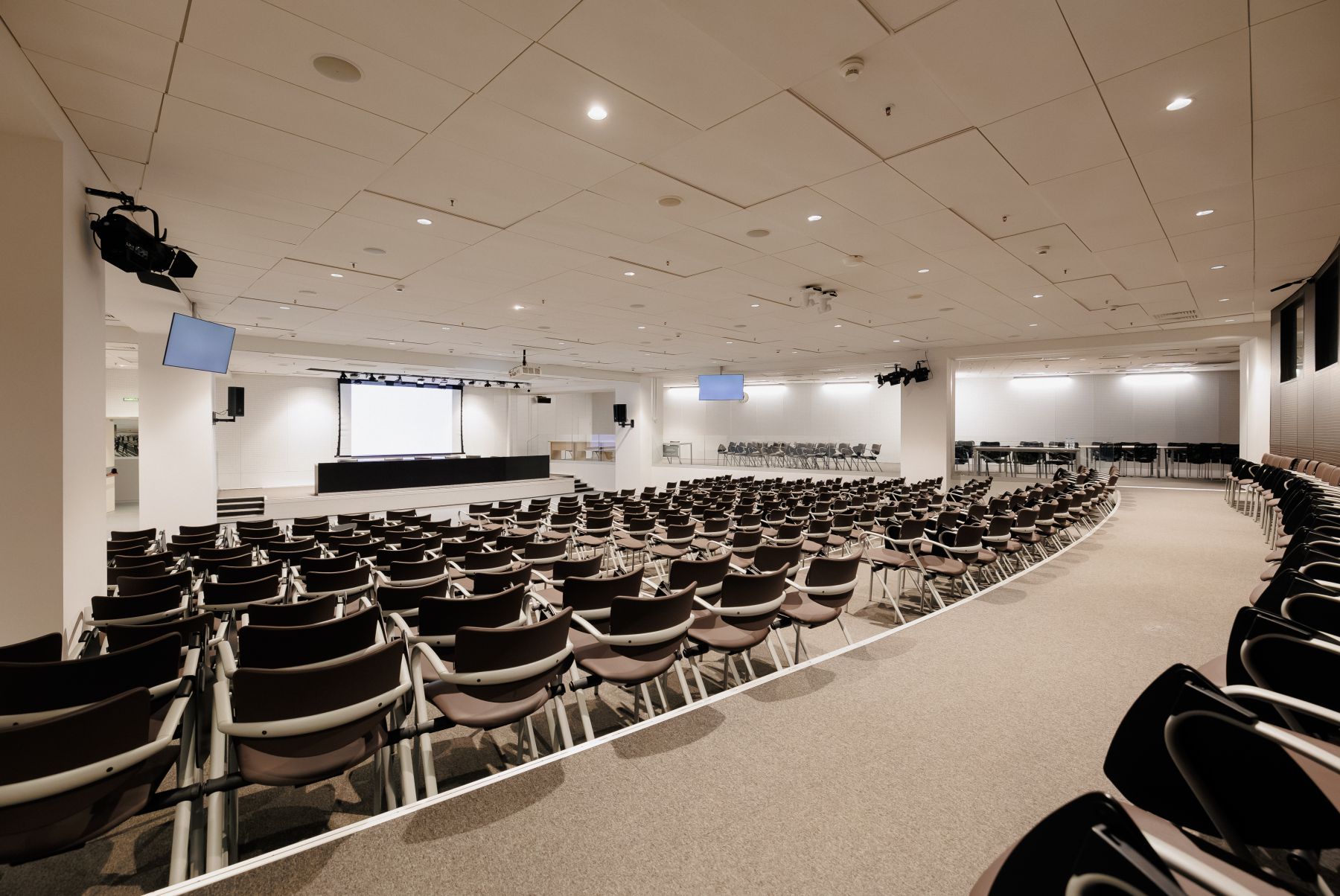 Конференц-зал «Конференц-зал рядом с метро Воробьёвы горы» – фото №4