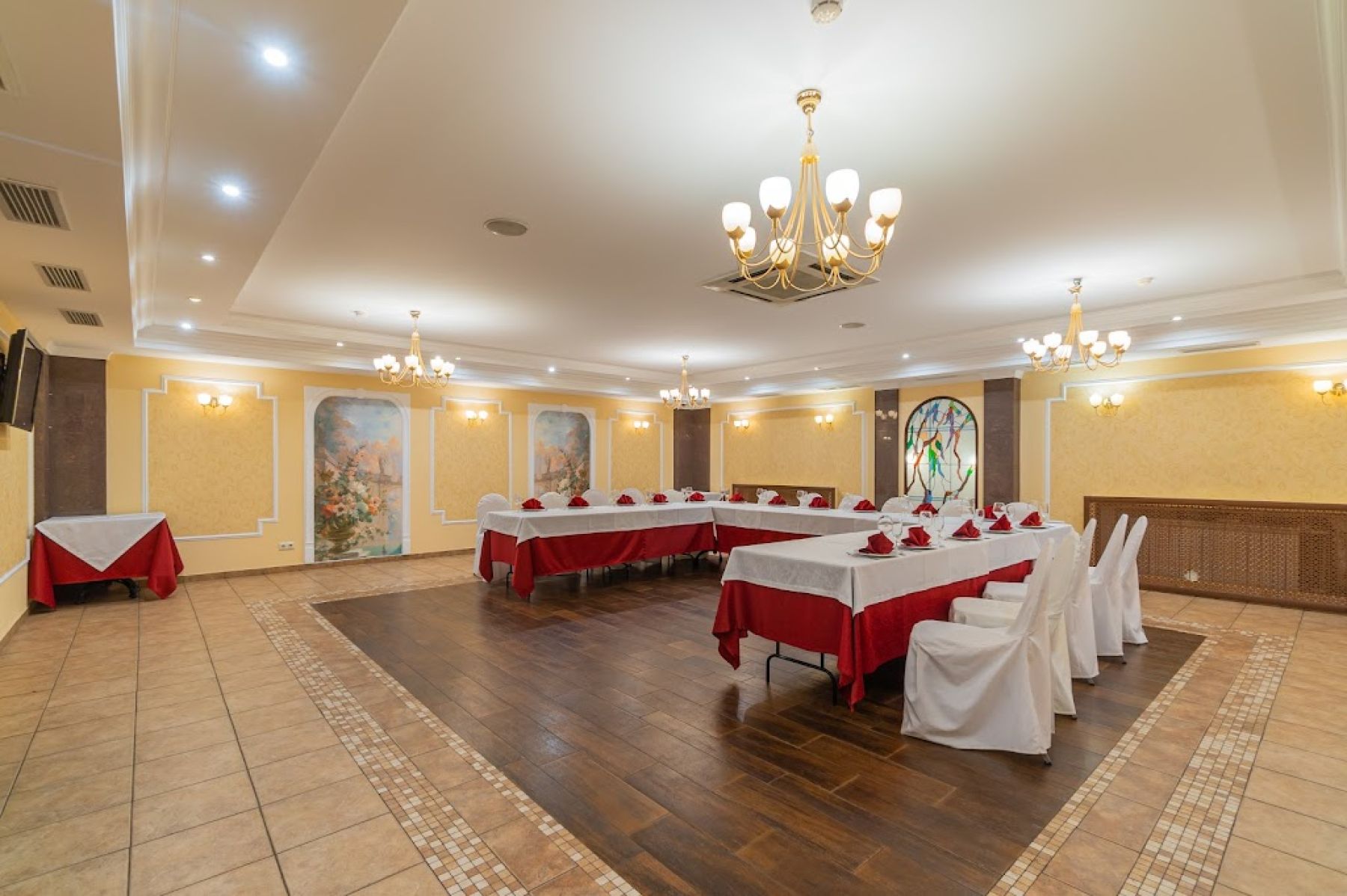 Ресторан, банкетный зал «Аренда ресторана и банкетного зала "Старый Пловдив" в Санкт - Петербурге» – фото №2