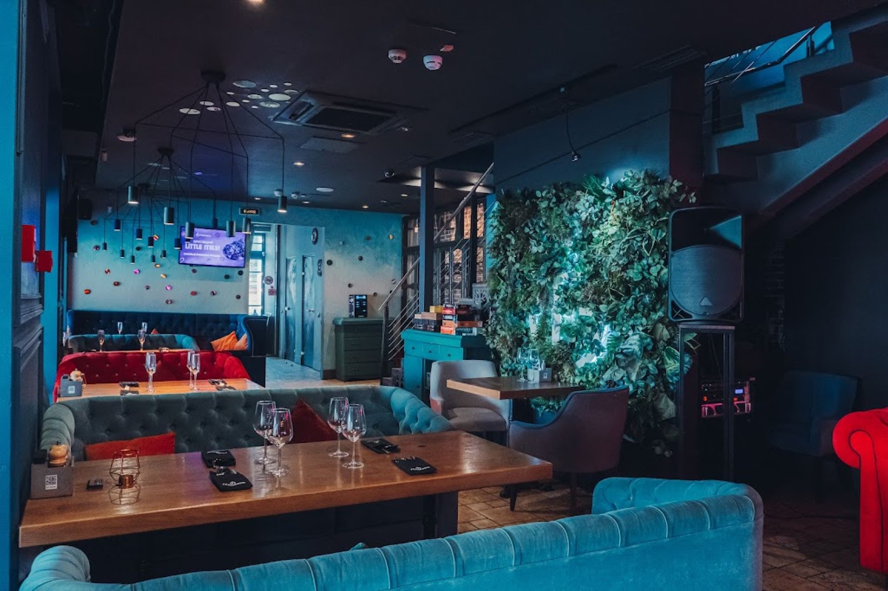 Ресторан, банкетный зал «Аренда ресторана Feromon Efimova в Санкт-Петербурге» – фото №2