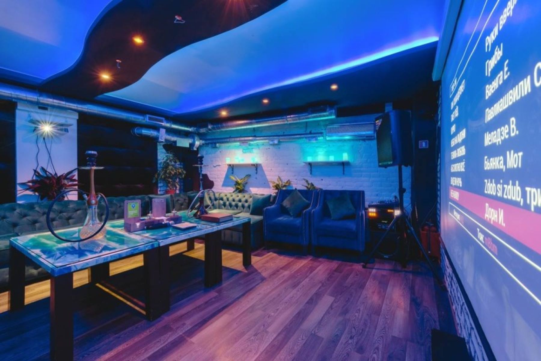 Клуб «Аренда караоке Bonnie and Clyde в Санкт-Петербурге» – фото №4