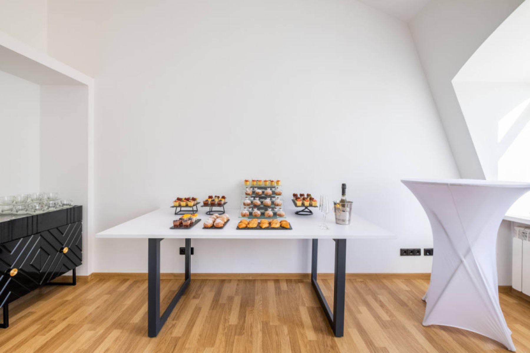 Конференц-зал «Аренда бизнес-пространства FORUM в Санкт-Петербурге» – фото №5