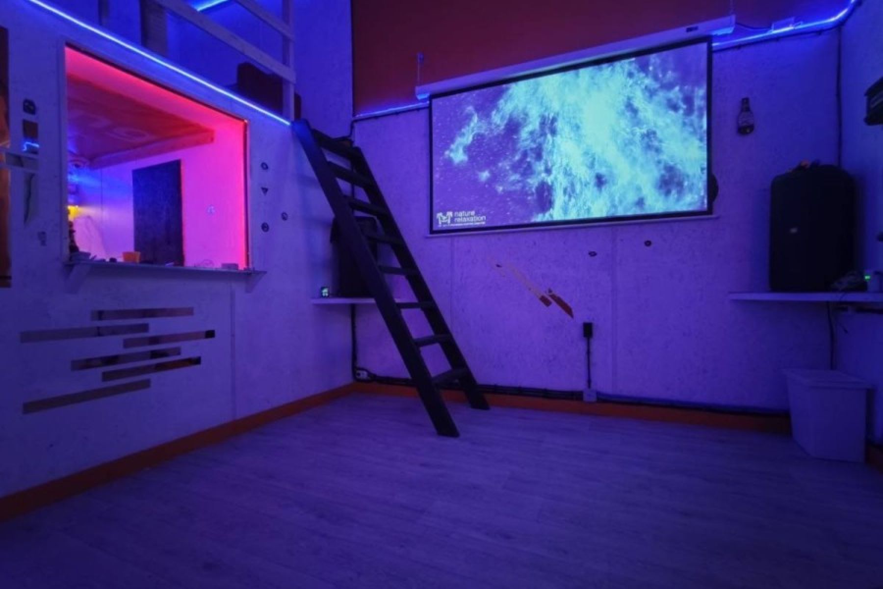 Караоке-клуб «Аренда TOSHA'S BAR & KARAOKE в Санкт-Петербурге» – фото №2