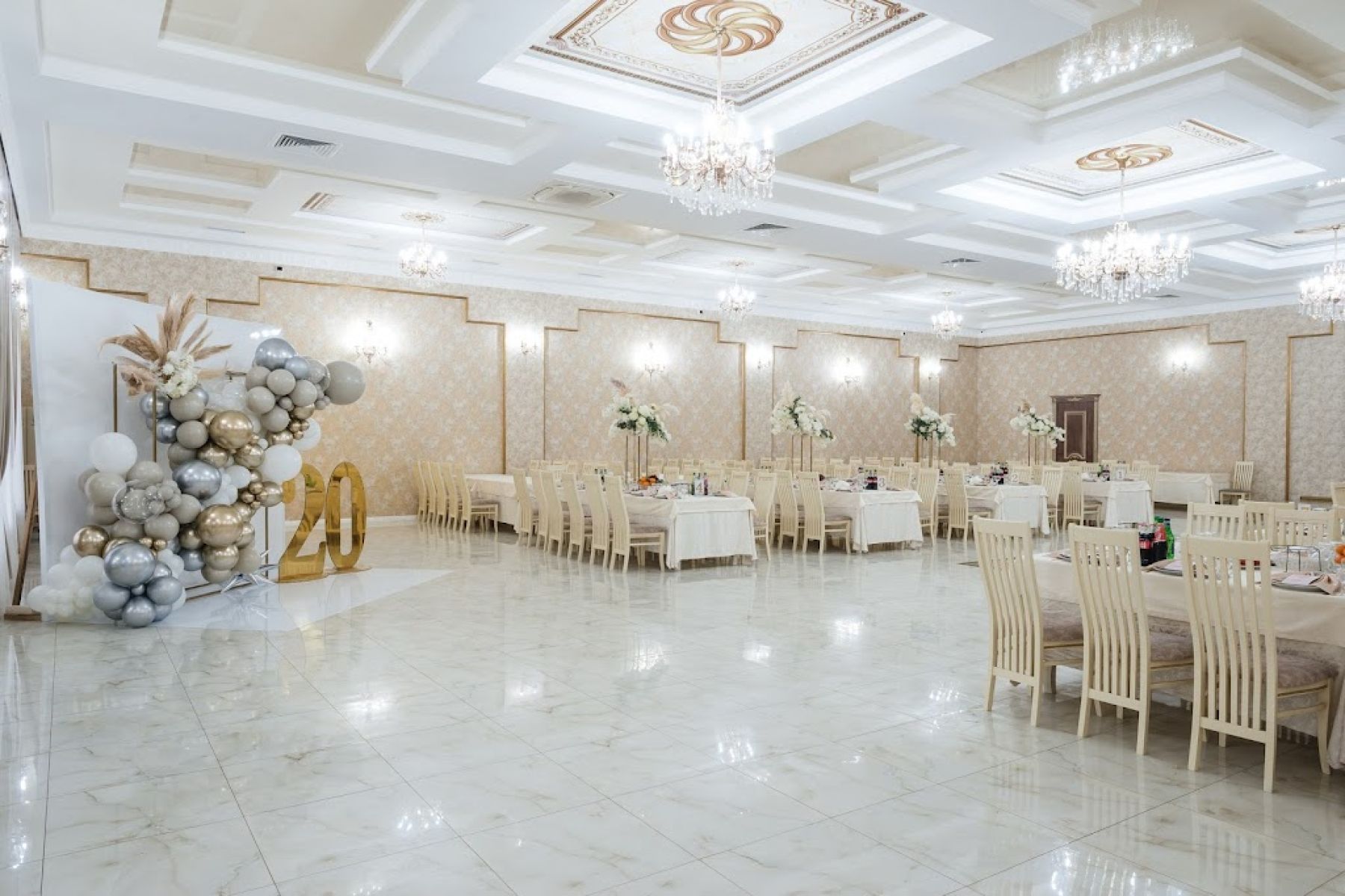 Ресторан, банкетный зал «Аренда банкетного зала «Урарту» в Ростове-на-Дону» – фото №4