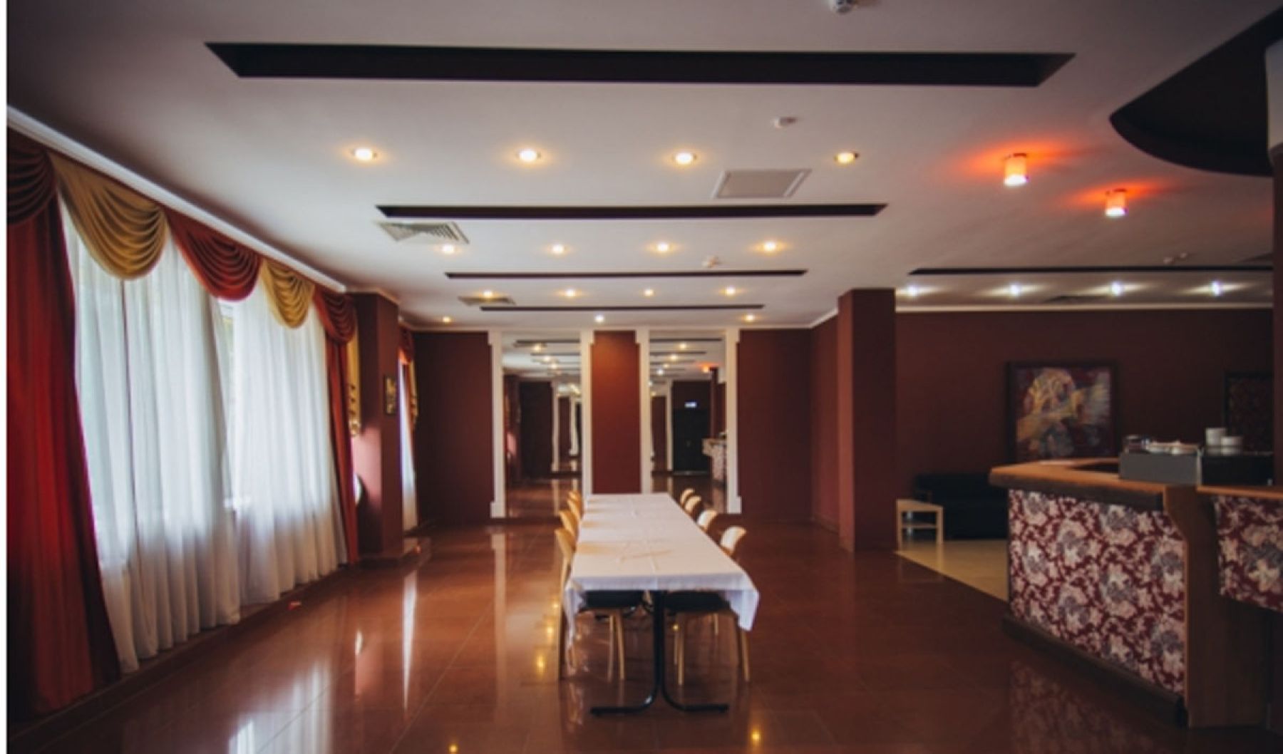 Ресторан, банкетный зал «Аренда кафе-столовой «Еда всегда»  Ростове-на-Дону» – фото №2