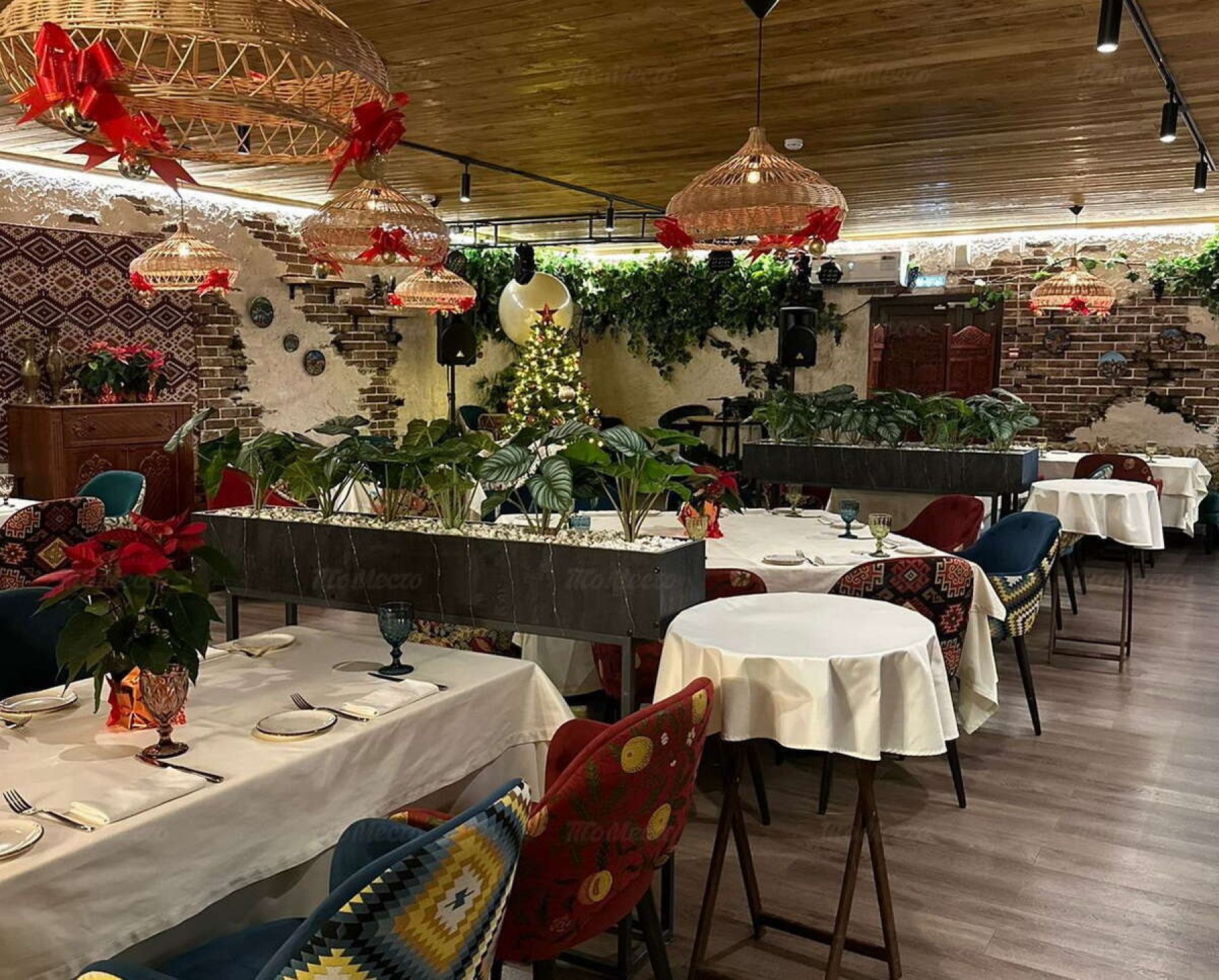 Ресторан, банкетный зал «Аренда ресторана "Гамарджоба" в Краснодаре» – фото №2