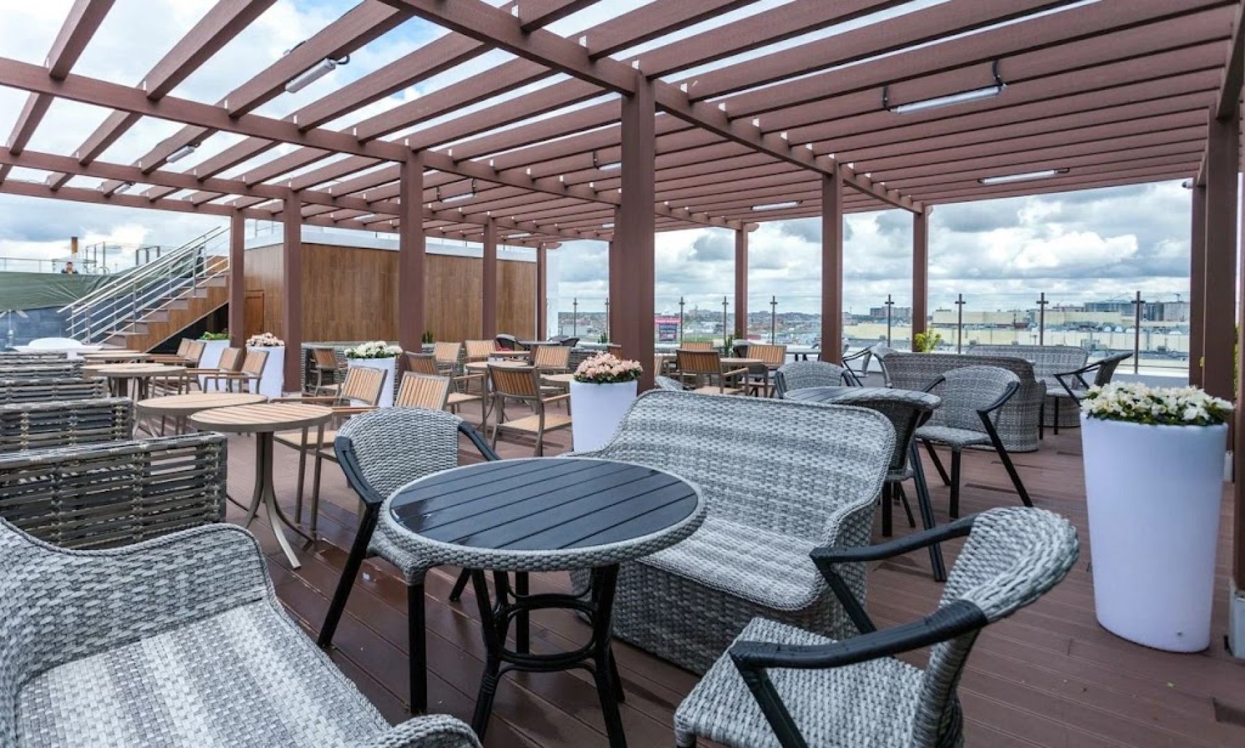 Ресторан, банкетный зал «Аренда ресторана Nebo в Краснодаре» – фото №2