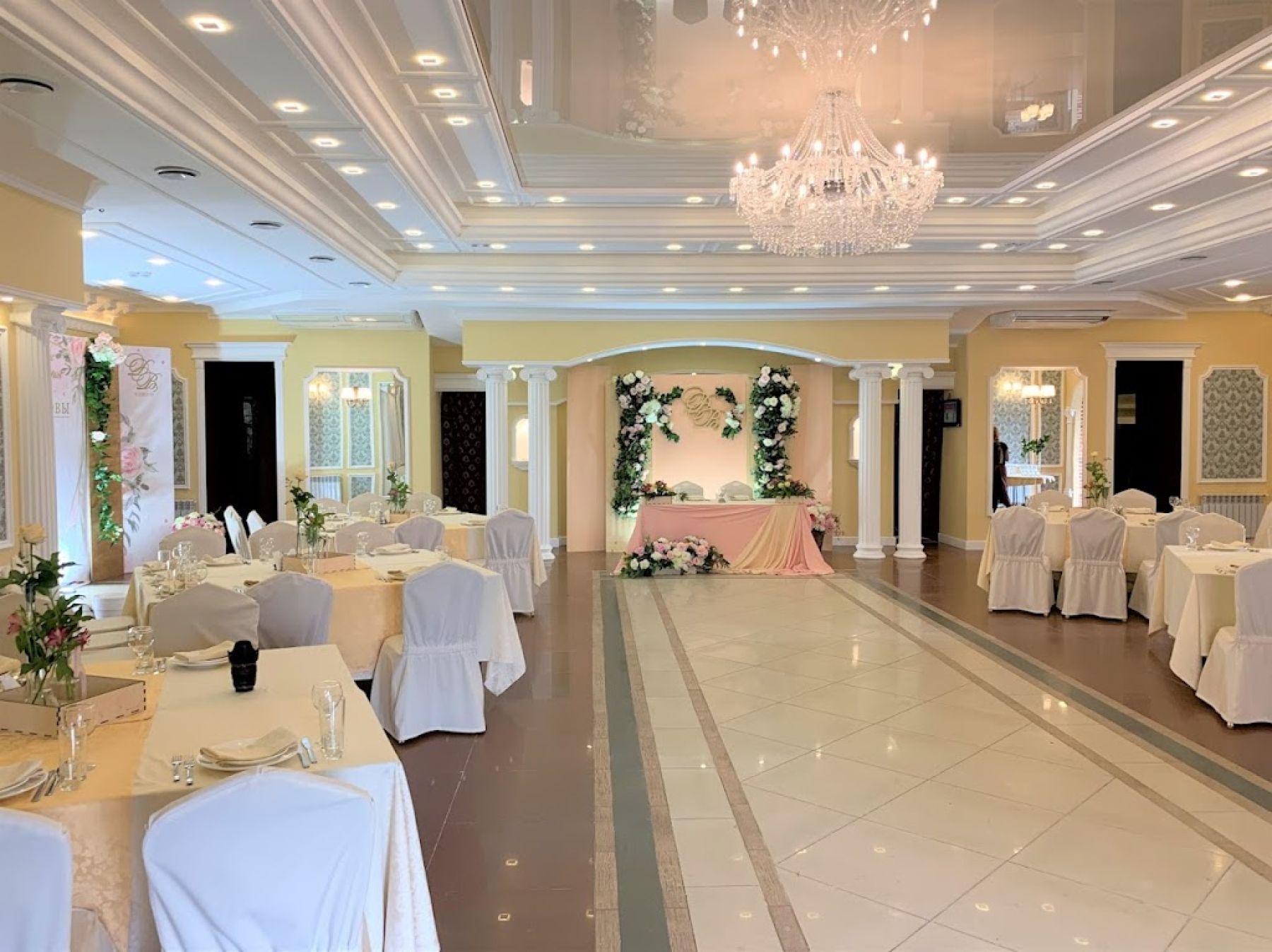 Ресторан, банкетный зал «Аренда ресторана "Колчакъ" в Омске» – фото №2