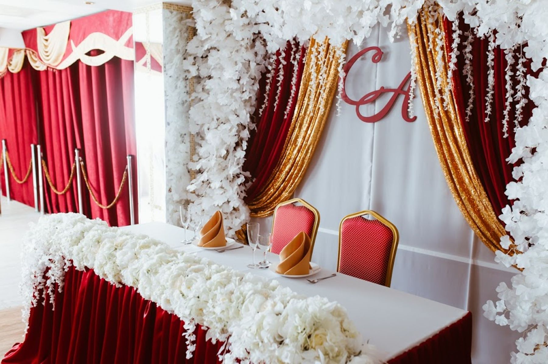 Ресторан, банкетный зал «Аренда ресторана "Золотой лев" в Омске» – фото №3