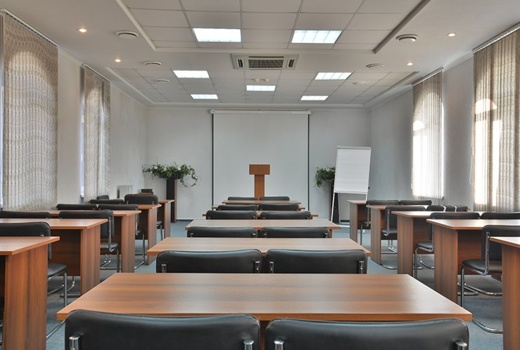 Ресторан, банкетный зал «Аренда ресторана "Камелот" в Омске» – фото №5