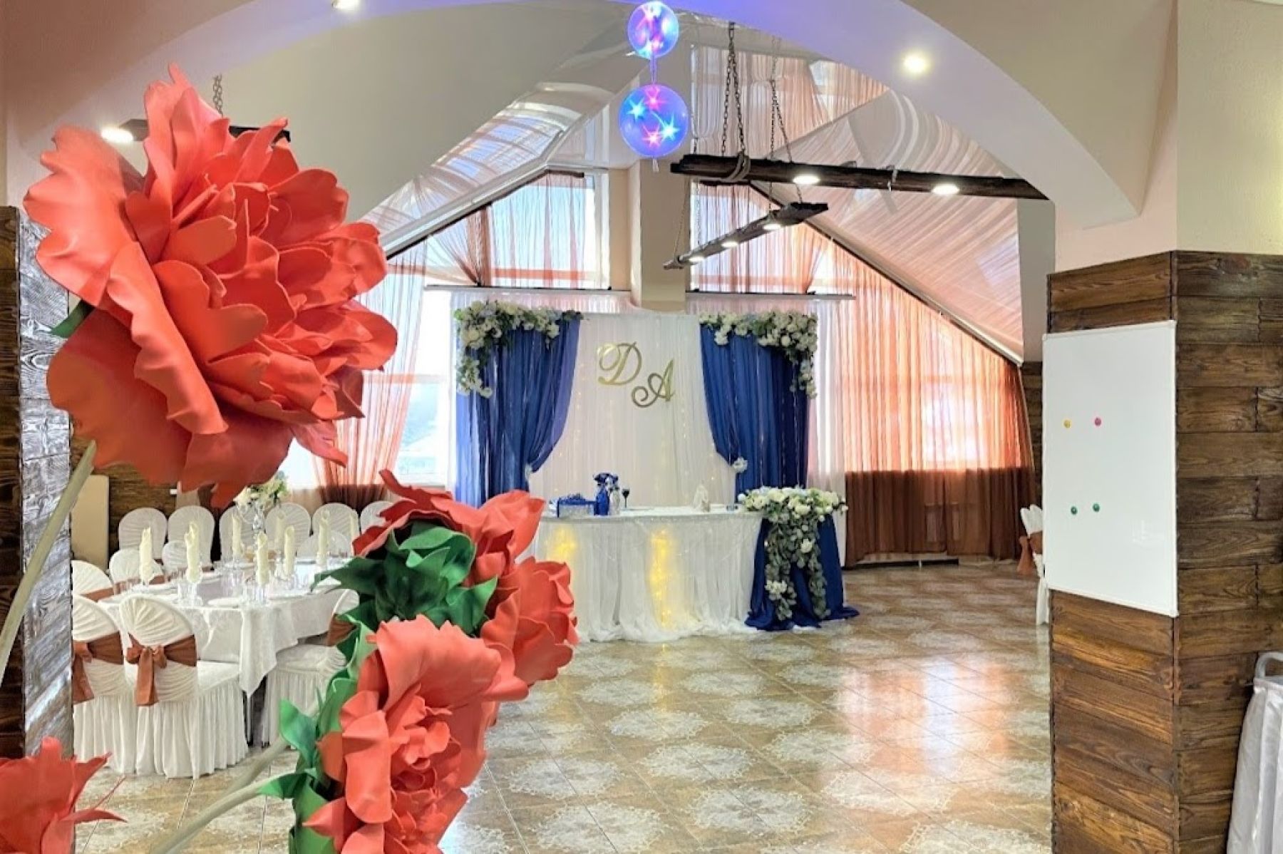 Ресторан, банкетный зал «Аренда ресторана "Адель" в Омске» – фото №4