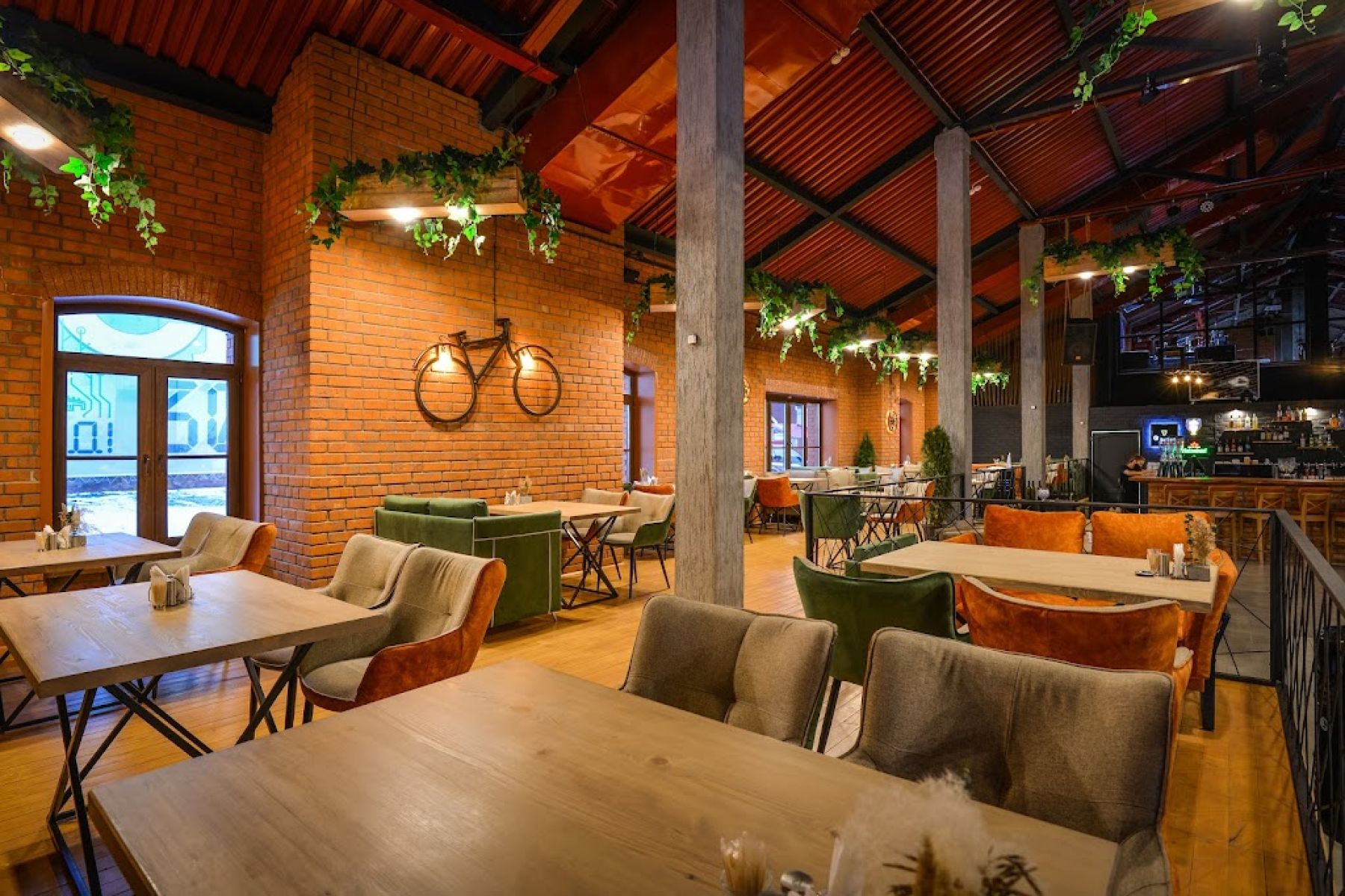 Ресторан, банкетный зал «Аренда ресторана "RE`конструкция" в Омске» – фото №3